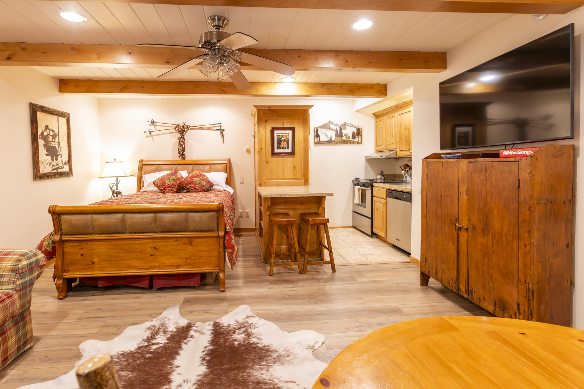 Granite Countertop between Bed & Kitchen