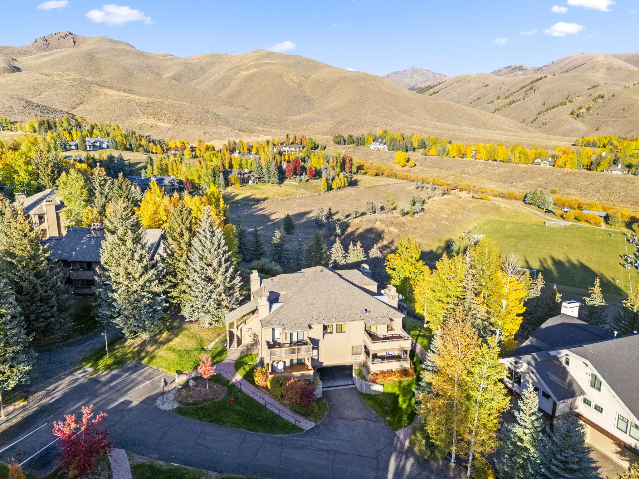 DJI_20251009175253_0772_D