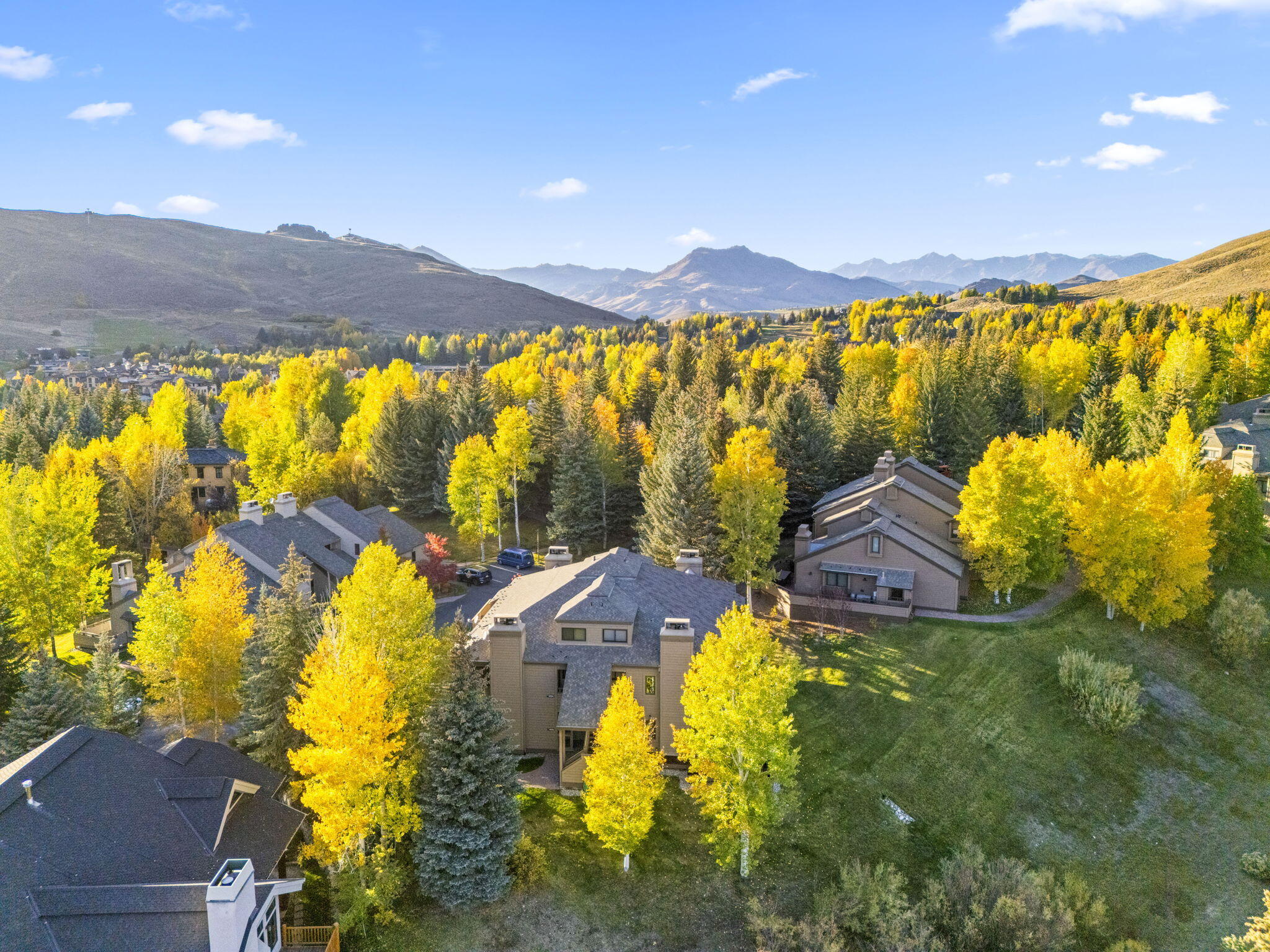 DJI_20251009175341_0778_D