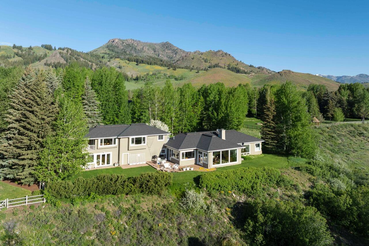 430 Thistle Lane - Summer Aerials 2025 -