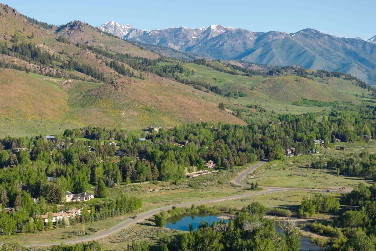 430 Thistle Lane - Summer Aerials 2025 -