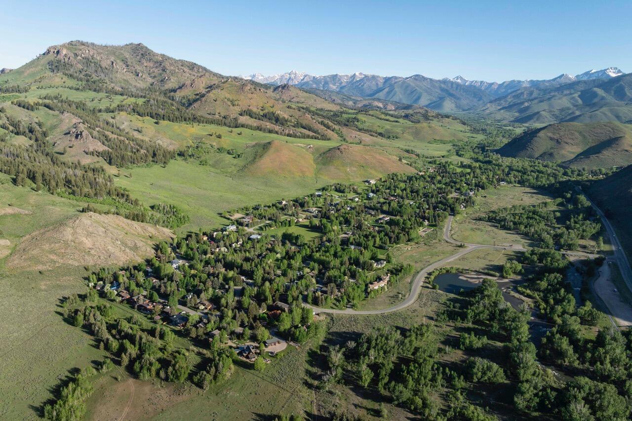 430 Thistle Lane - Summer Aerials 2025 -