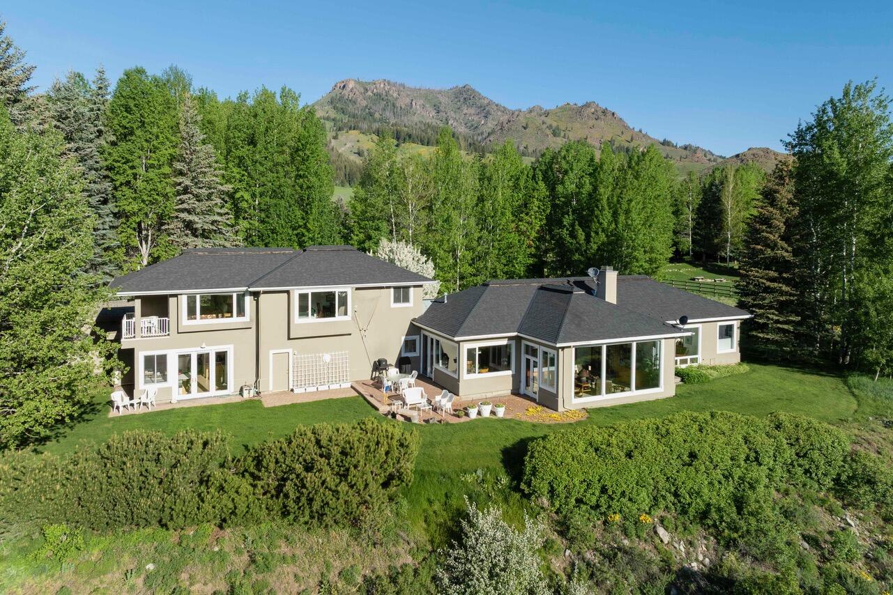 430 Thistle Lane - Summer Aerials 2025 -