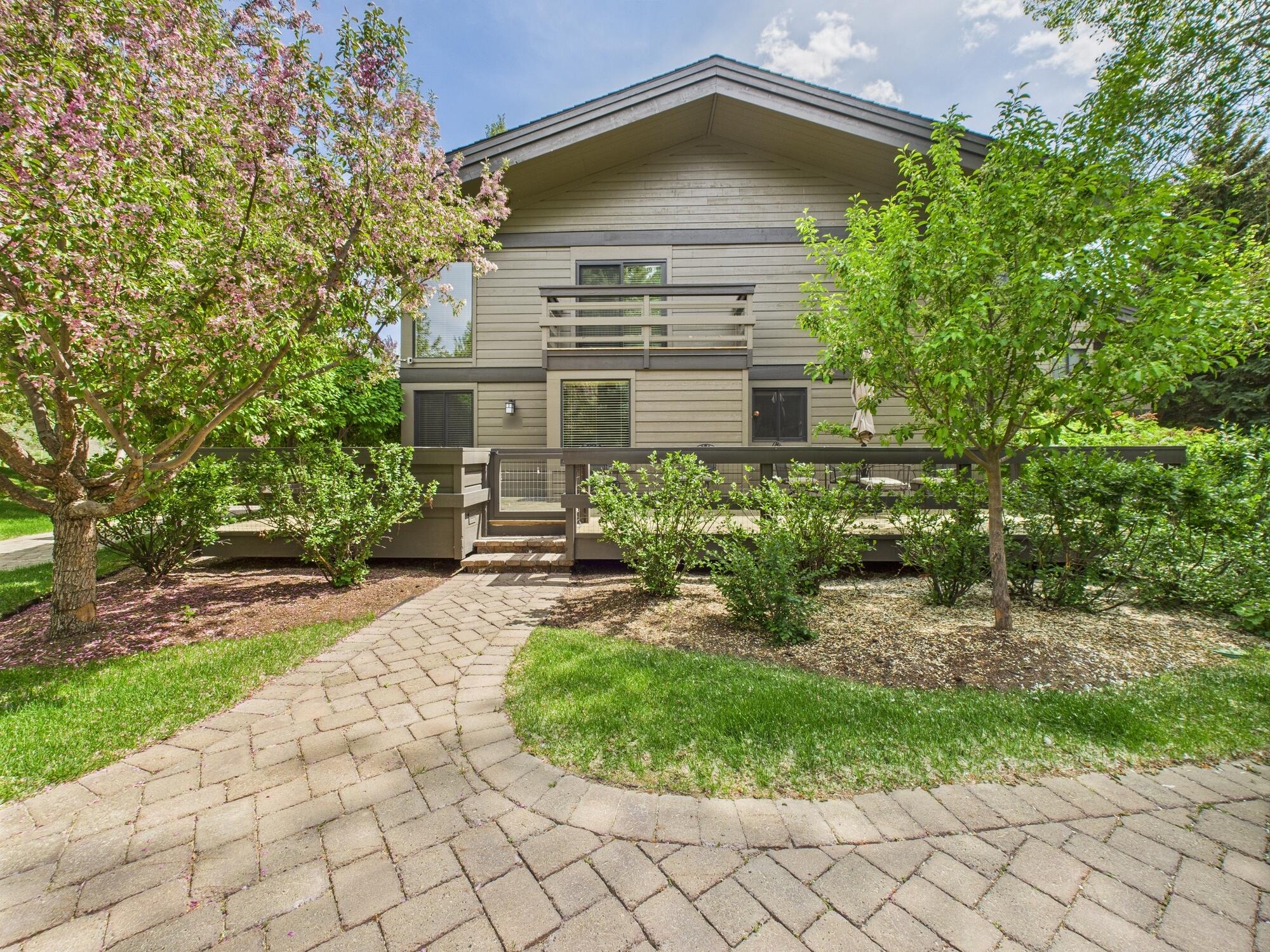 1357 Dollar Meadows Dr, Sun Valley, Idaho image 2