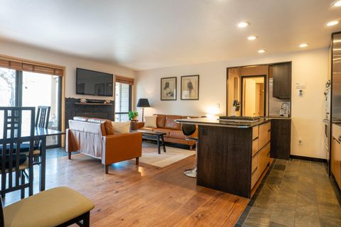 Photo of 2248 Bonne Vie Condo Dr, Sun Valley, ID 83353 (MLS # 26-334196)