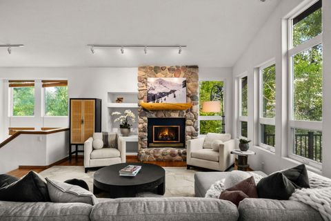 Photo of 4627 Arrowwood Condo Dr, Sun Valley, ID 83353 (MLS # 25-333617)