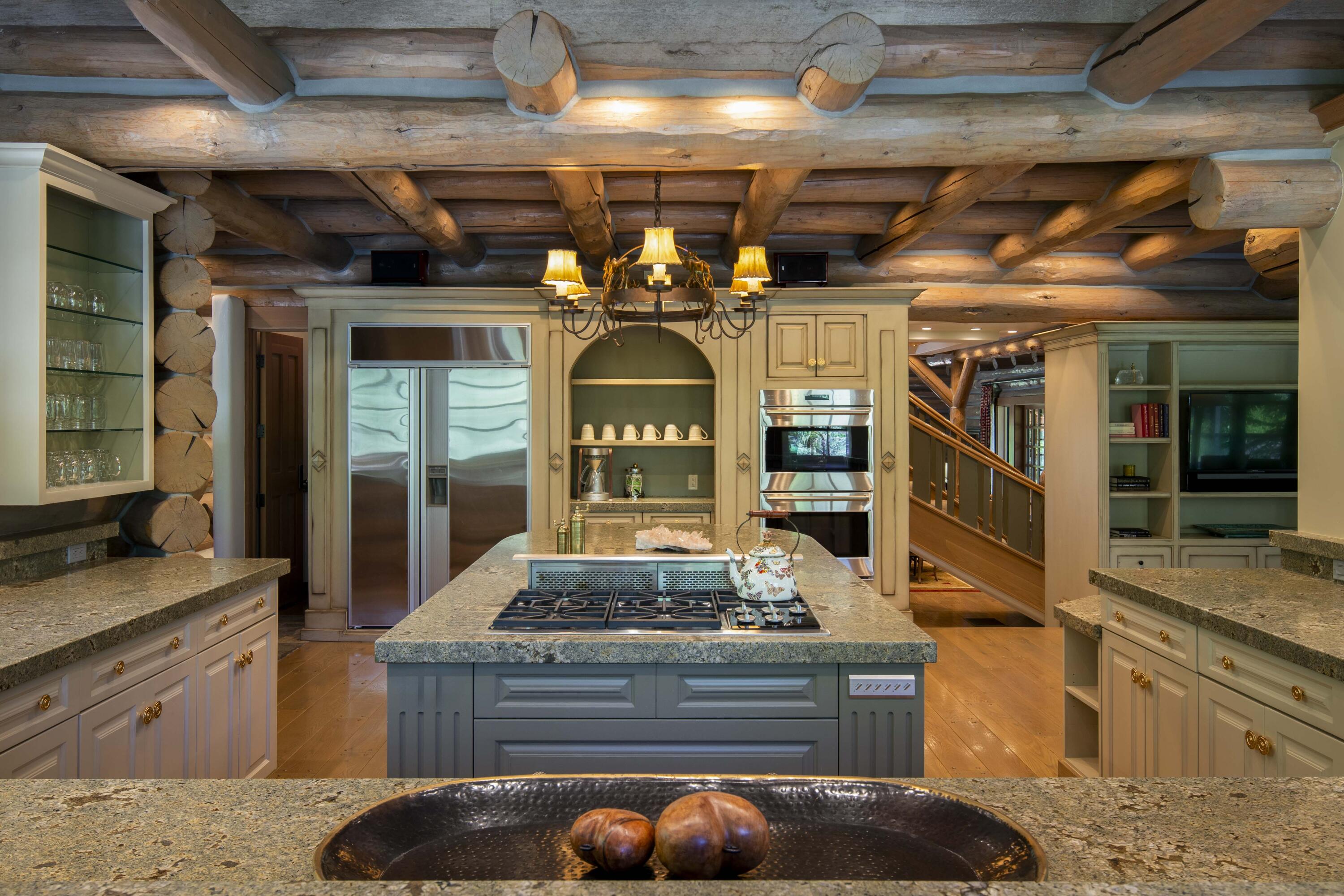 Blaine County, Idaho 83340, United States, 7 Bedrooms Bedrooms, ,8 BathroomsBathrooms,Residential,Pending,54039