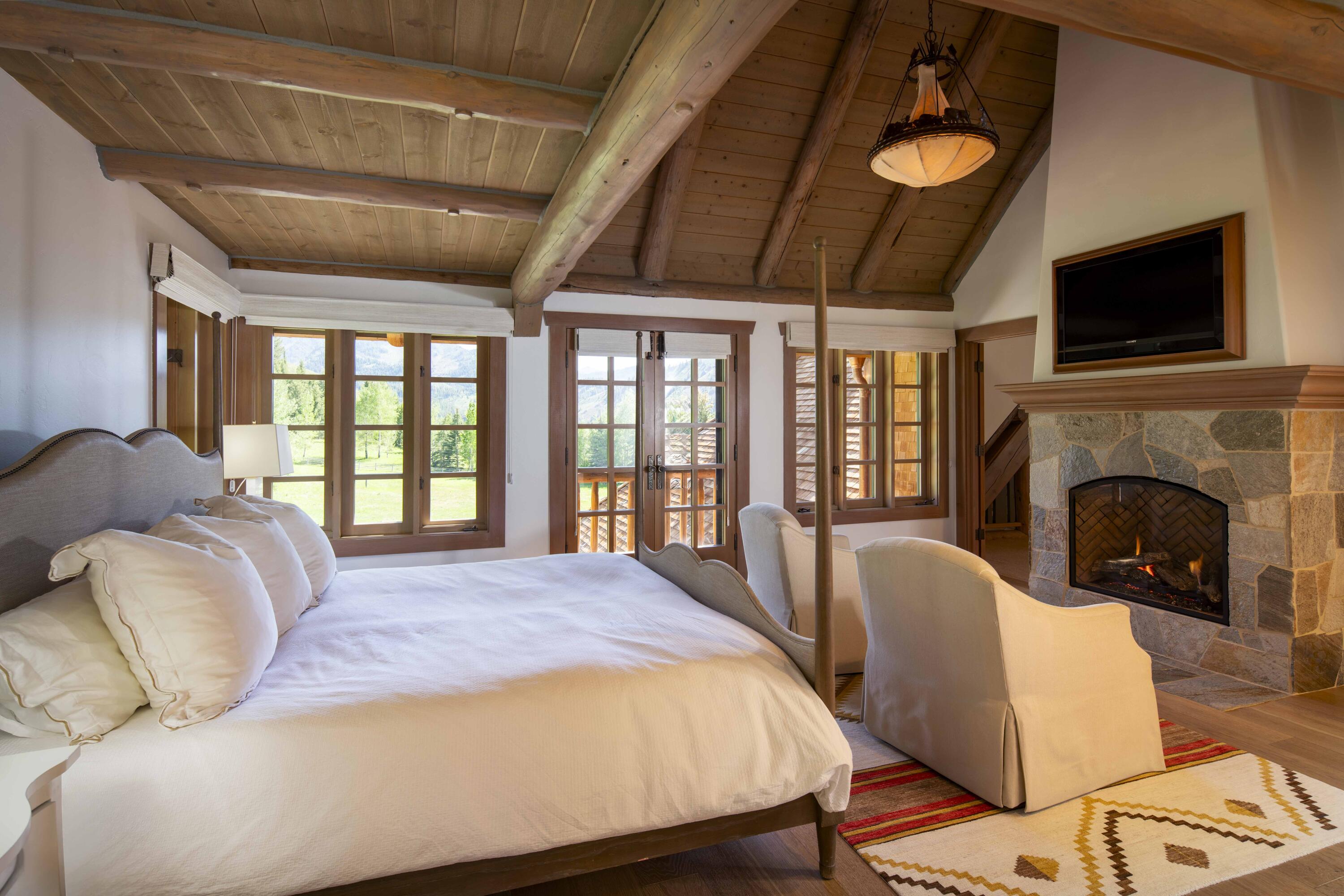 Blaine County, Idaho 83340, United States, 7 Bedrooms Bedrooms, ,8 BathroomsBathrooms,Residential,Pending,54039