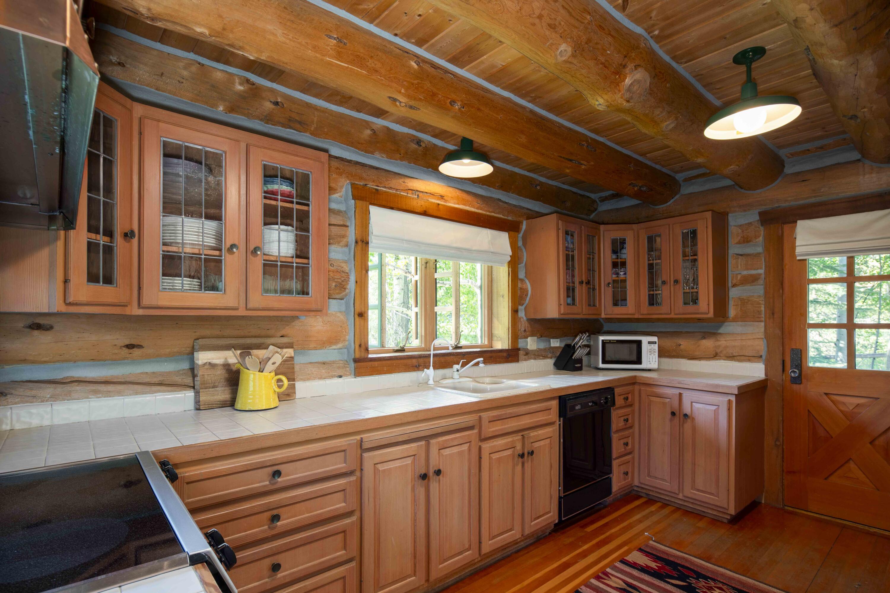 Blaine County, Idaho 83340, United States, 7 Bedrooms Bedrooms, ,8 BathroomsBathrooms,Residential,Pending,54039