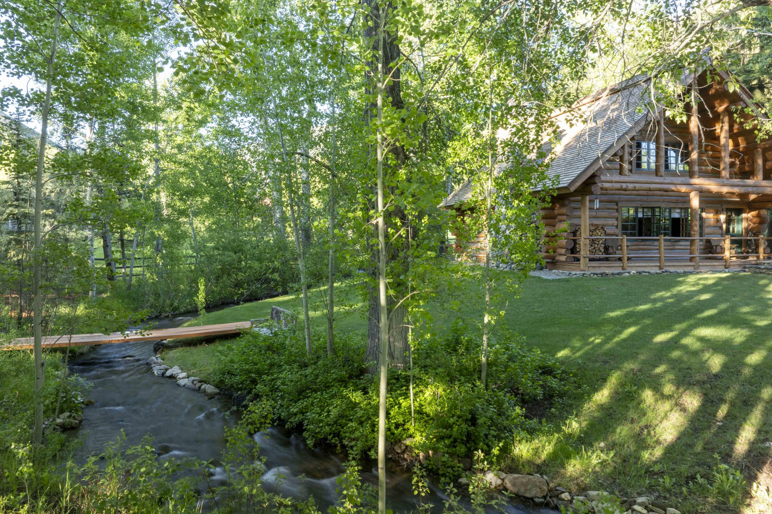 Blaine County, Idaho 83340, United States, 7 Bedrooms Bedrooms, ,8 BathroomsBathrooms,Residential,Pending,54039