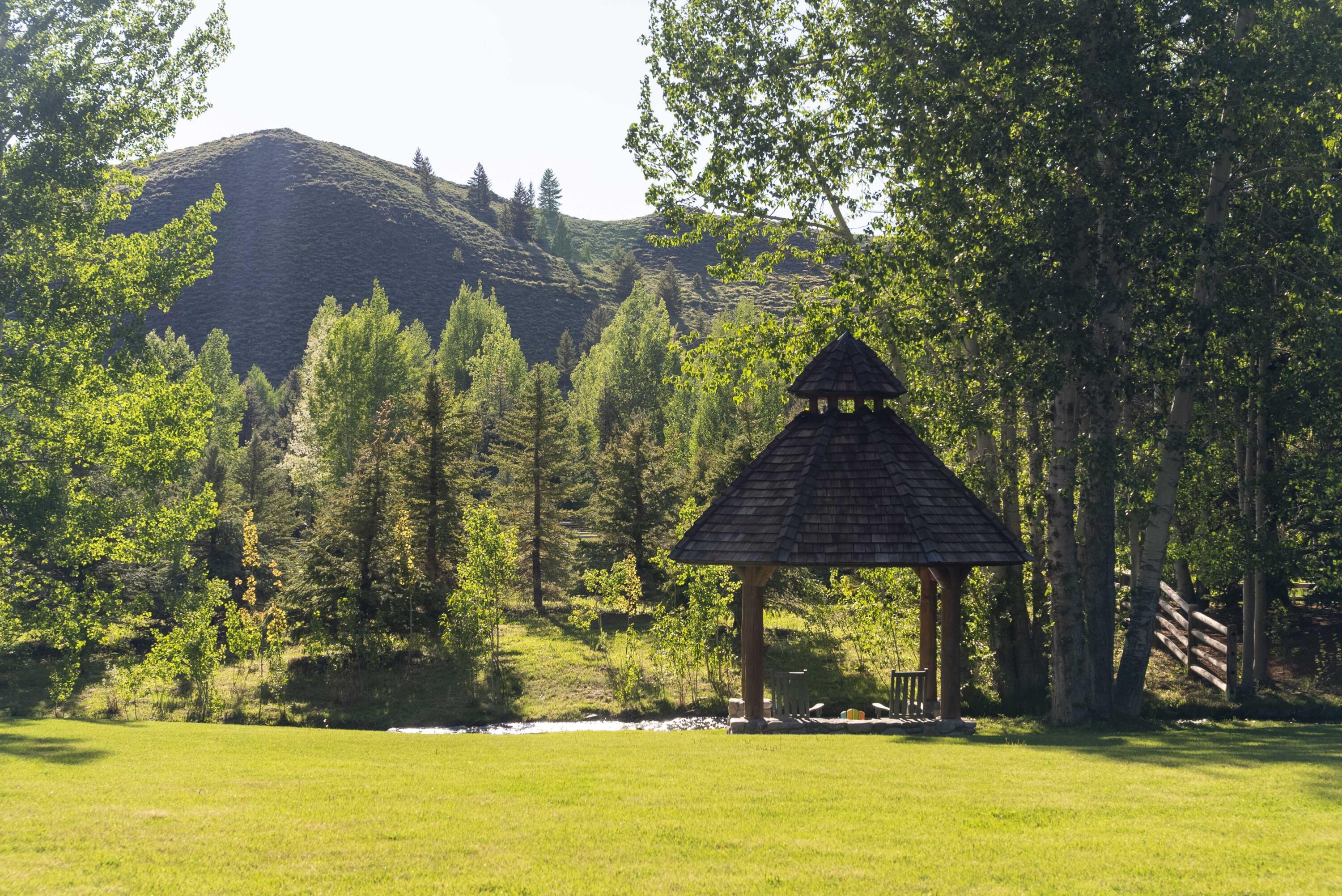 Blaine County, Idaho 83340, United States, 7 Bedrooms Bedrooms, ,8 BathroomsBathrooms,Residential,Pending,54039