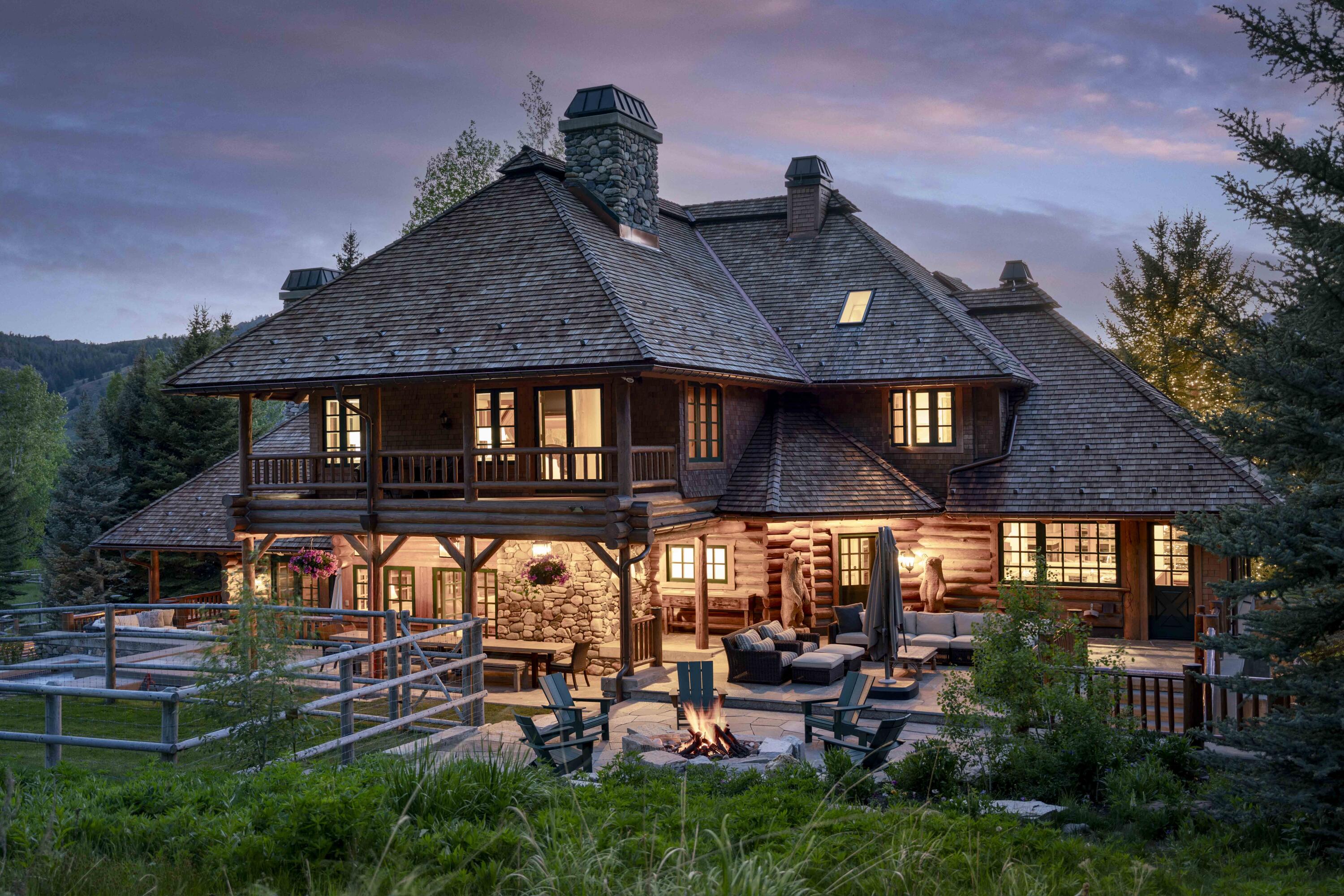 Blaine County, Idaho 83340, United States, 7 Bedrooms Bedrooms, ,8 BathroomsBathrooms,Residential,Pending,54039