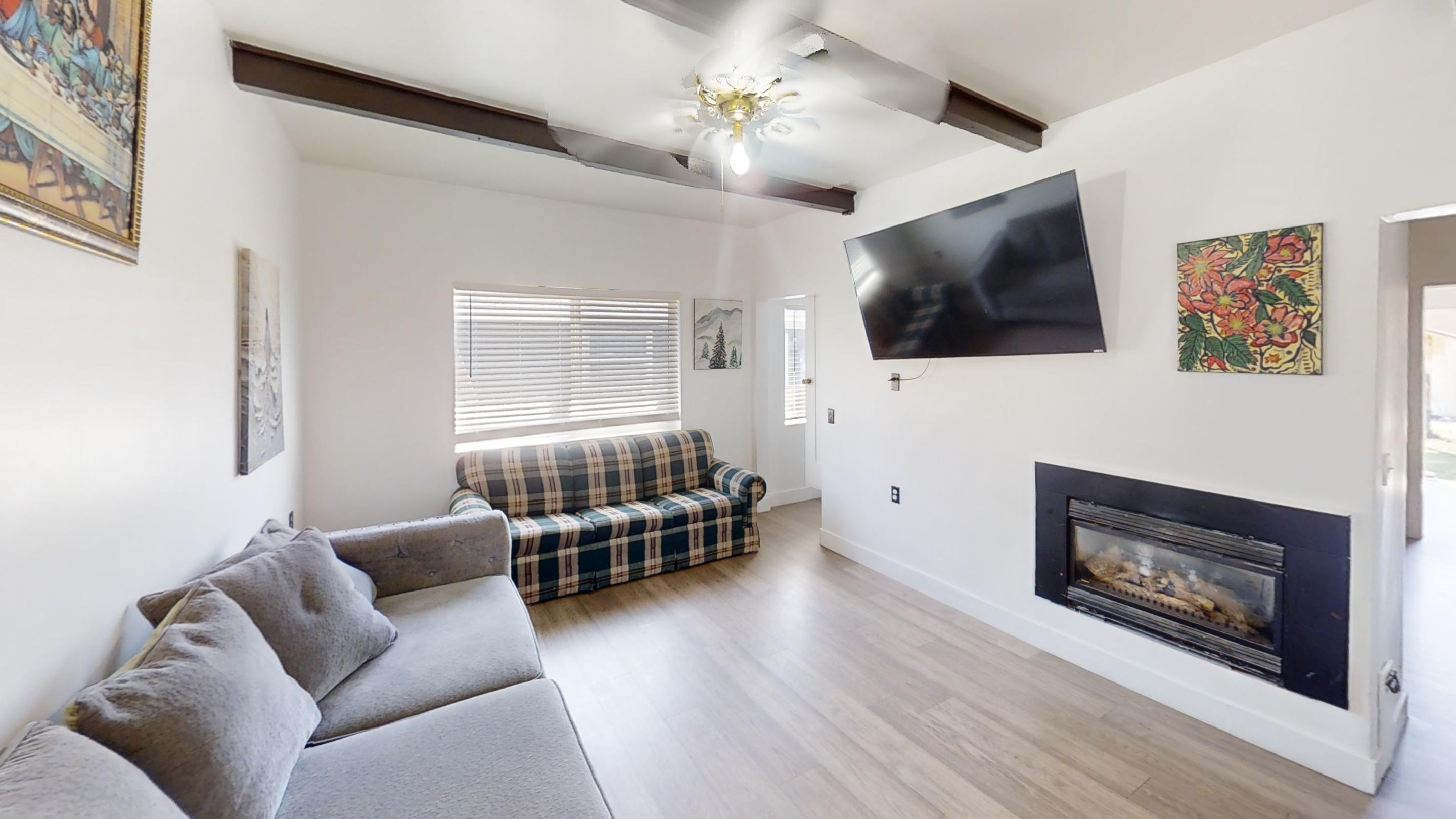 212 S 8th St, Bellevue, Idaho image 11