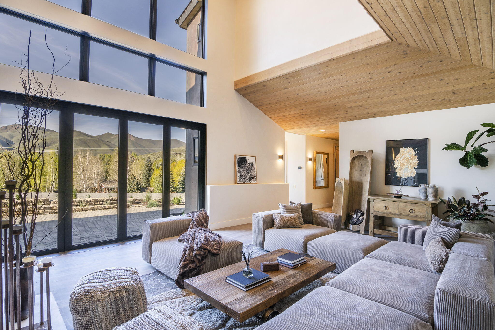 316 Juniper Rd, Sun Valley, Idaho image 3