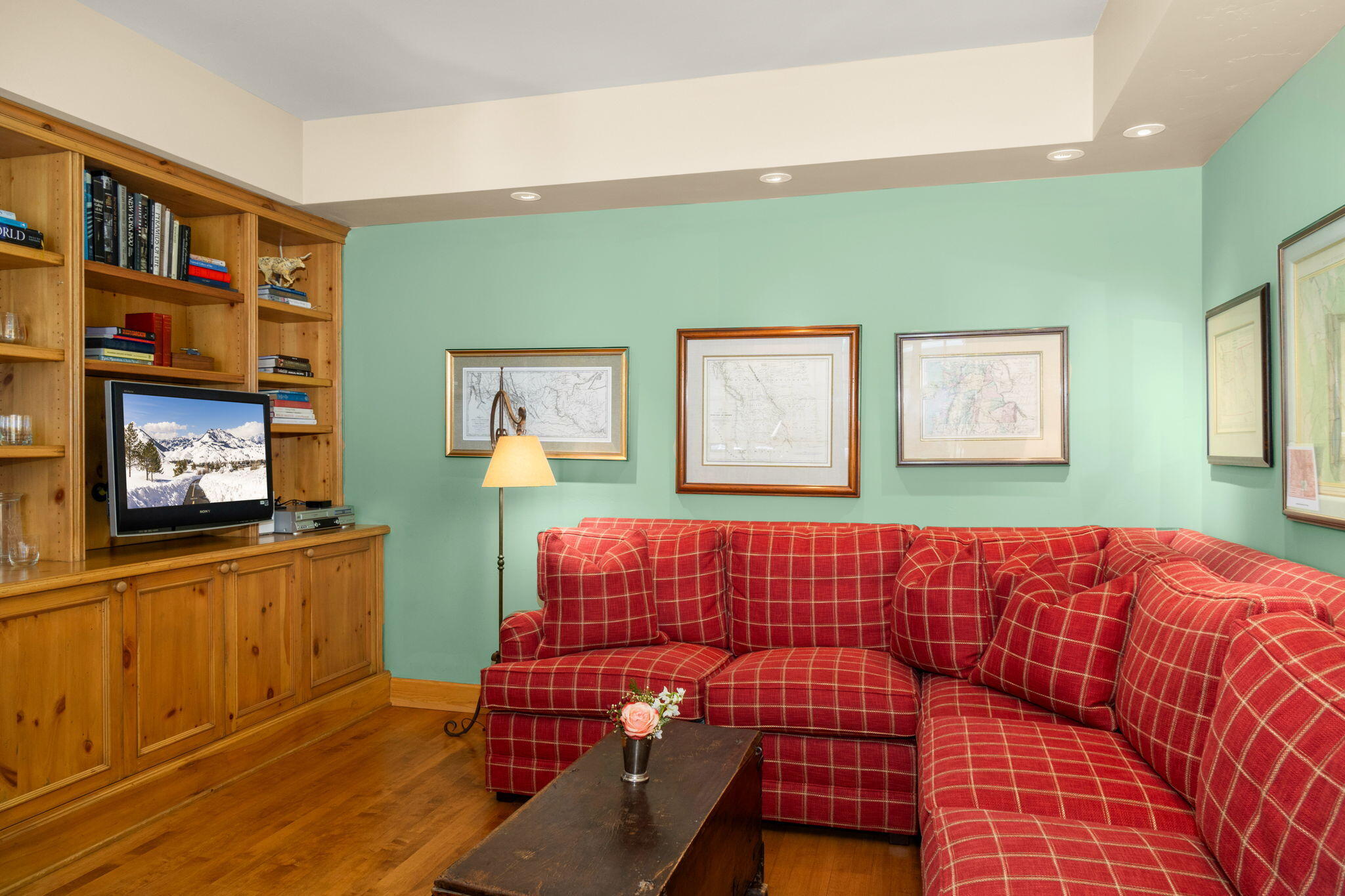 Charming kitchen TV nook