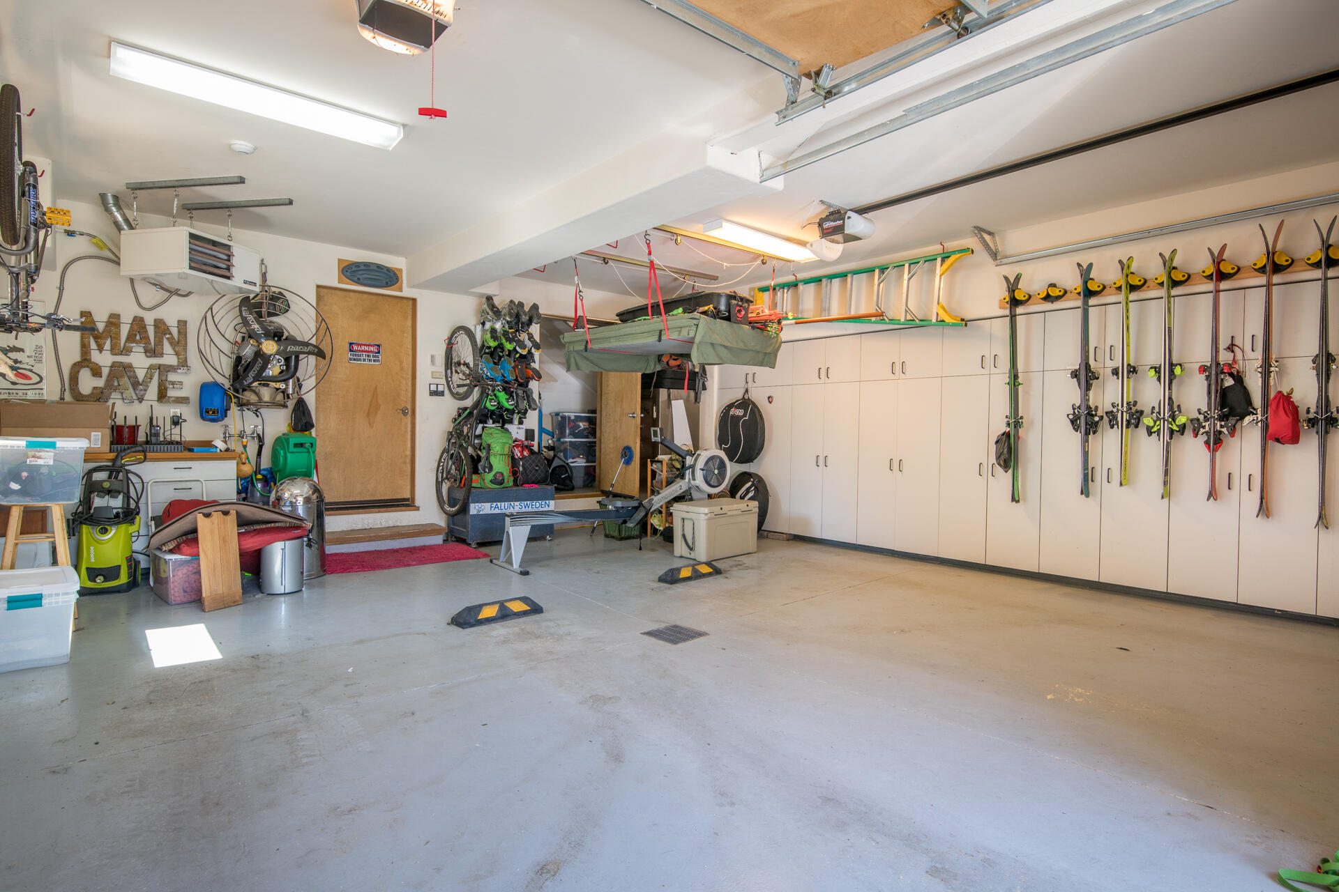 Blaine County, Idaho 83340, United States, 3 Bedrooms Bedrooms, ,3 BathroomsBathrooms,Residential,Active,32387