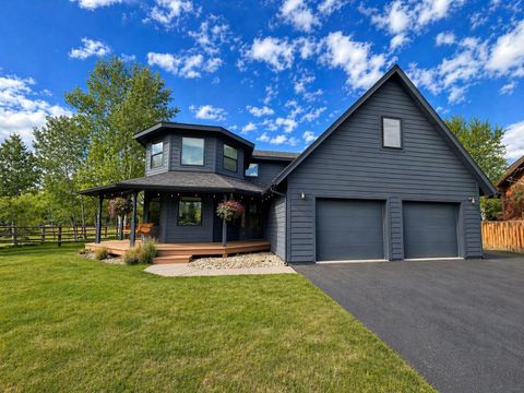 Photo of 561 MOTHER LODE Loop, Hailey, ID 83333 (MLS # 26-334300)