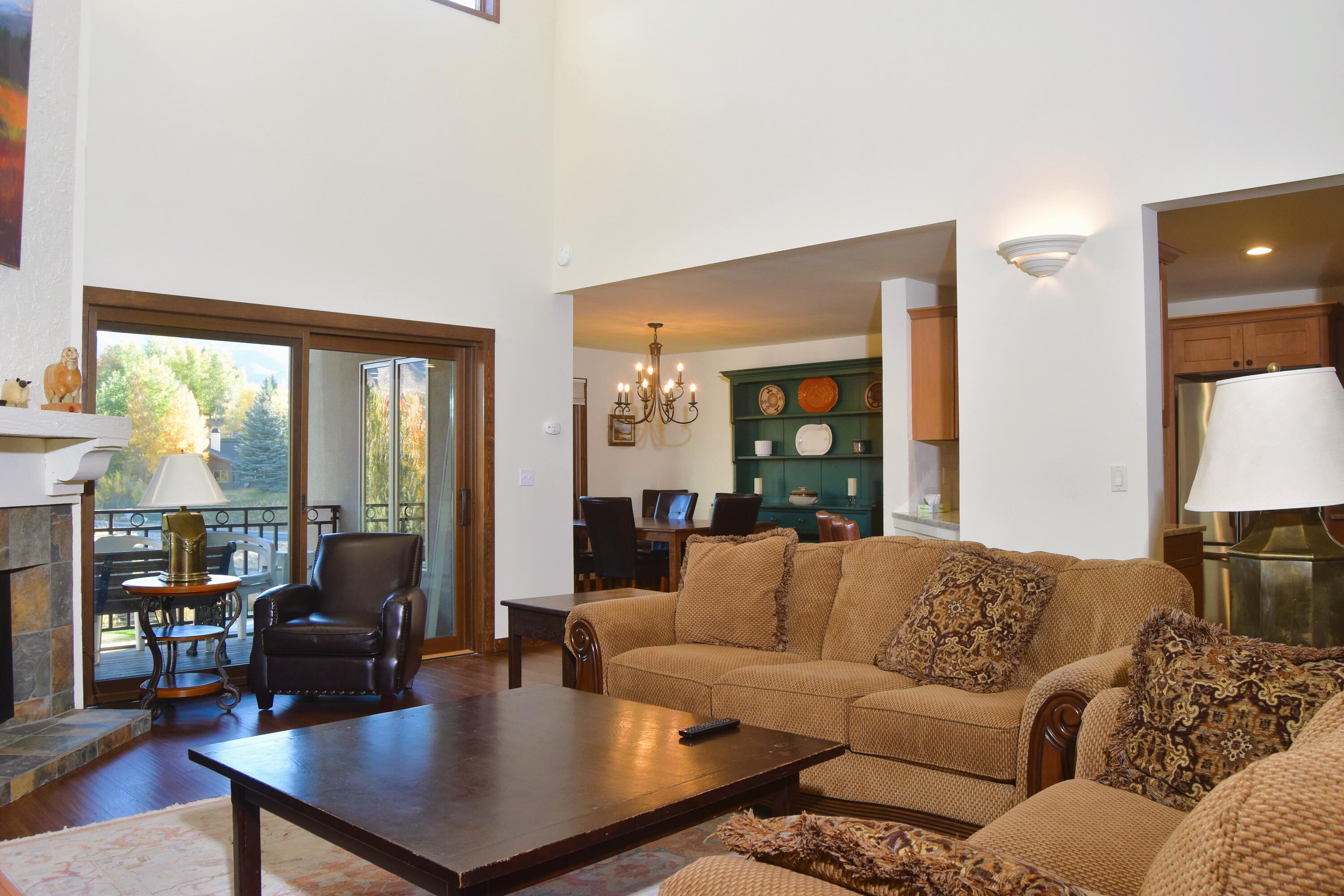 Sun Valley, Idaho 83353, United States, 4 Bedrooms Bedrooms, ,3 BathroomsBathrooms,Residential,Pending,141620