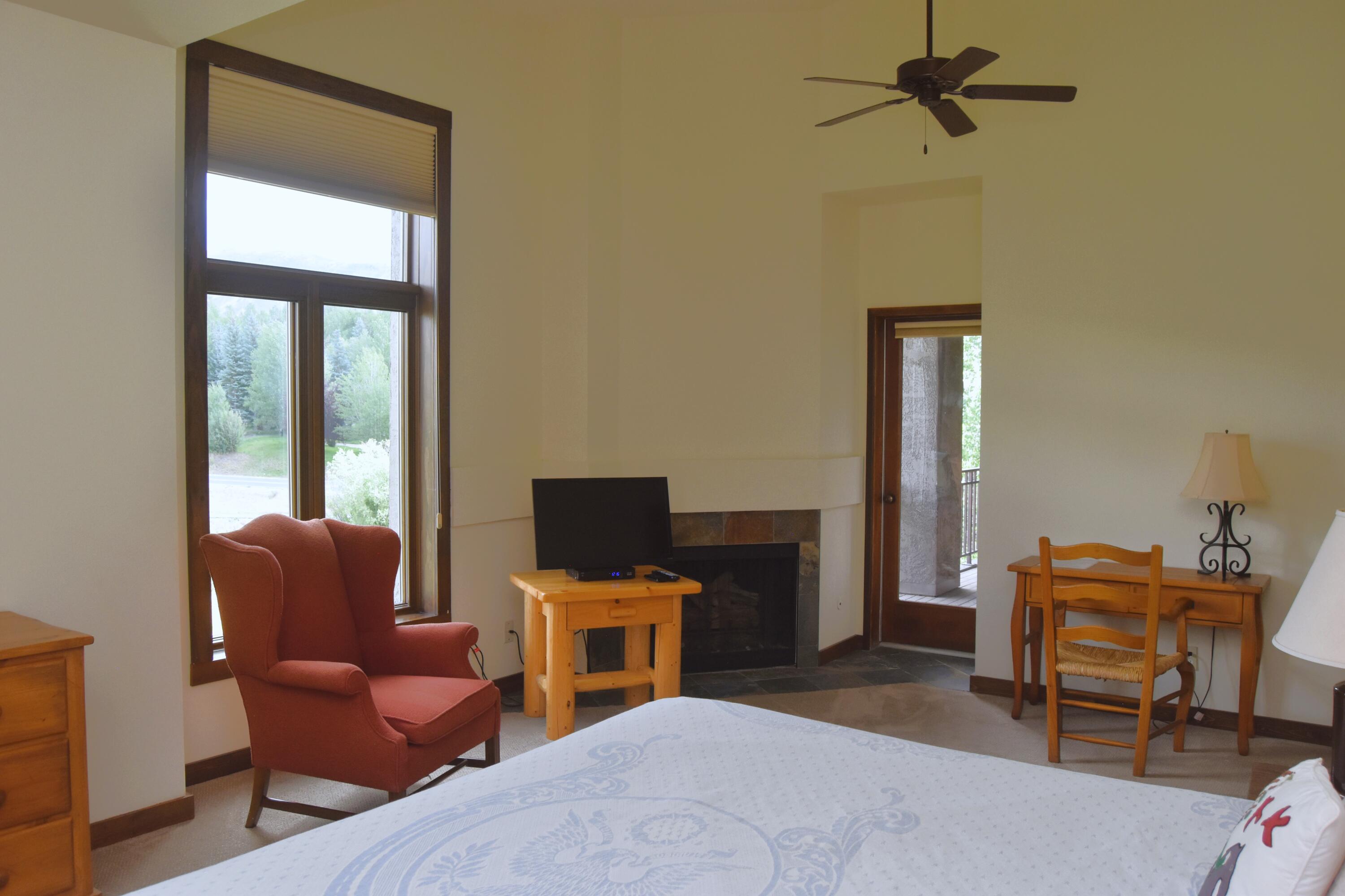 Sun Valley, Idaho 83353, United States, 4 Bedrooms Bedrooms, ,3 BathroomsBathrooms,Residential,Pending,141620