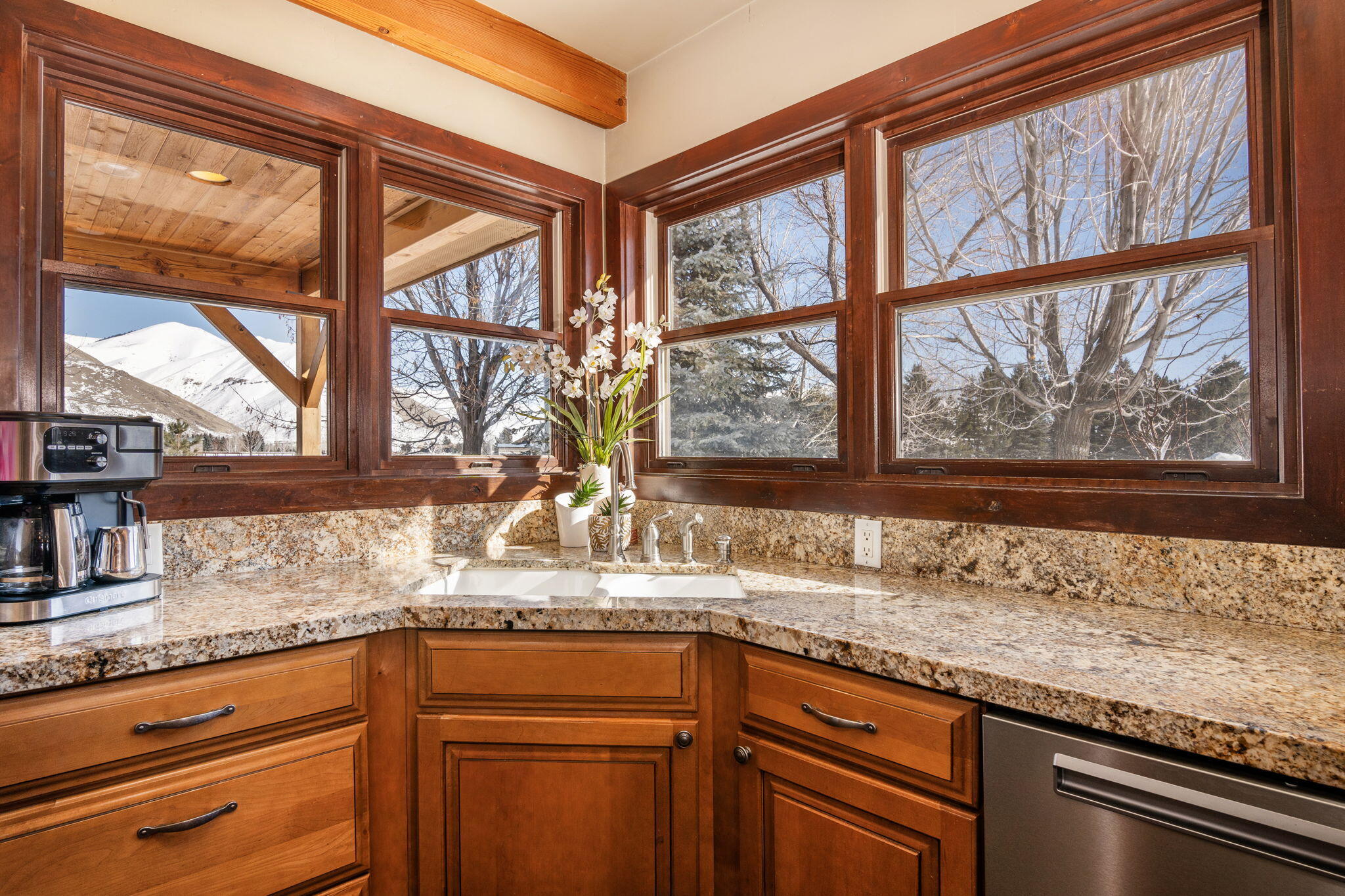 5-web-or-mls-113-Equus-Loop-12