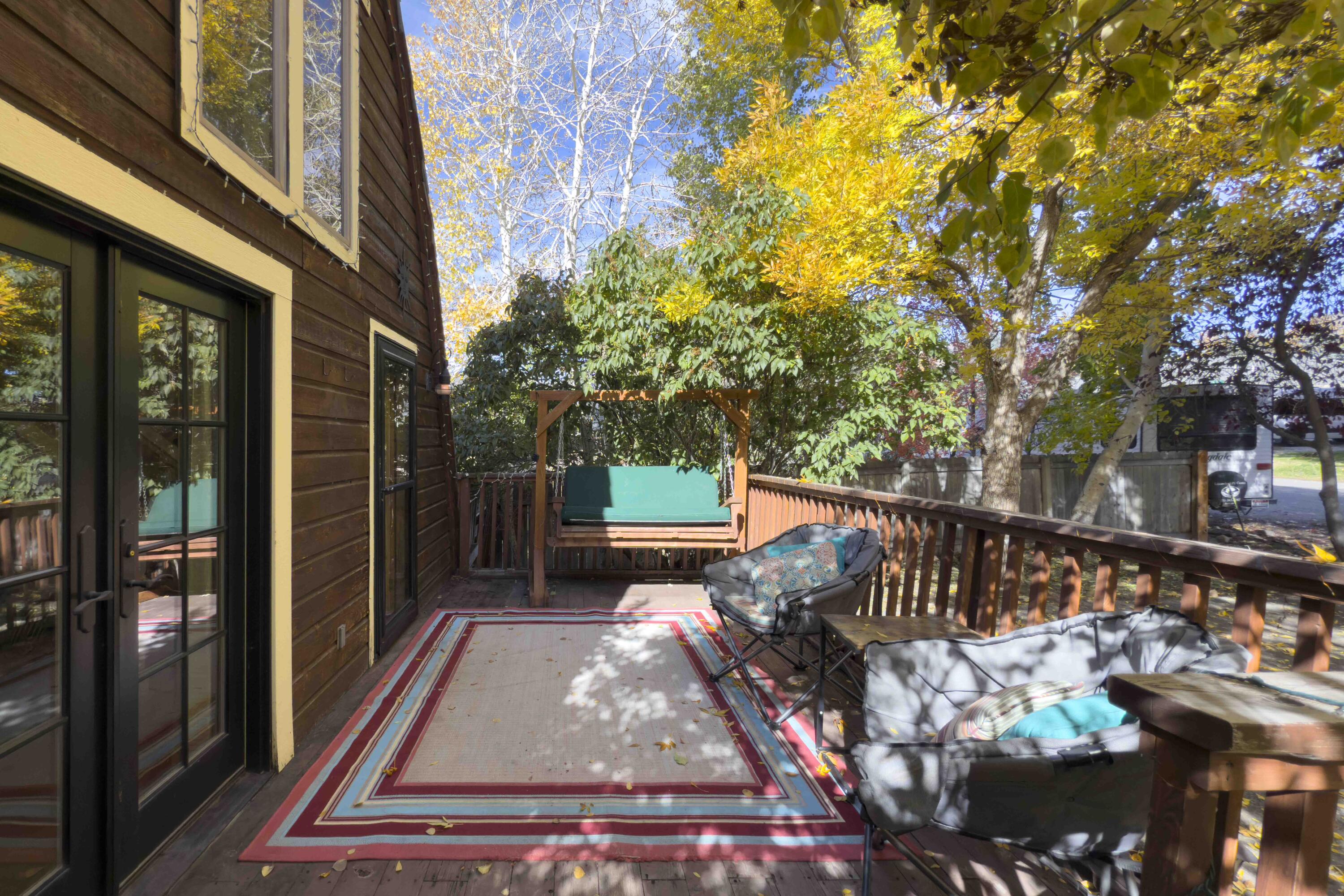 Another front deck view