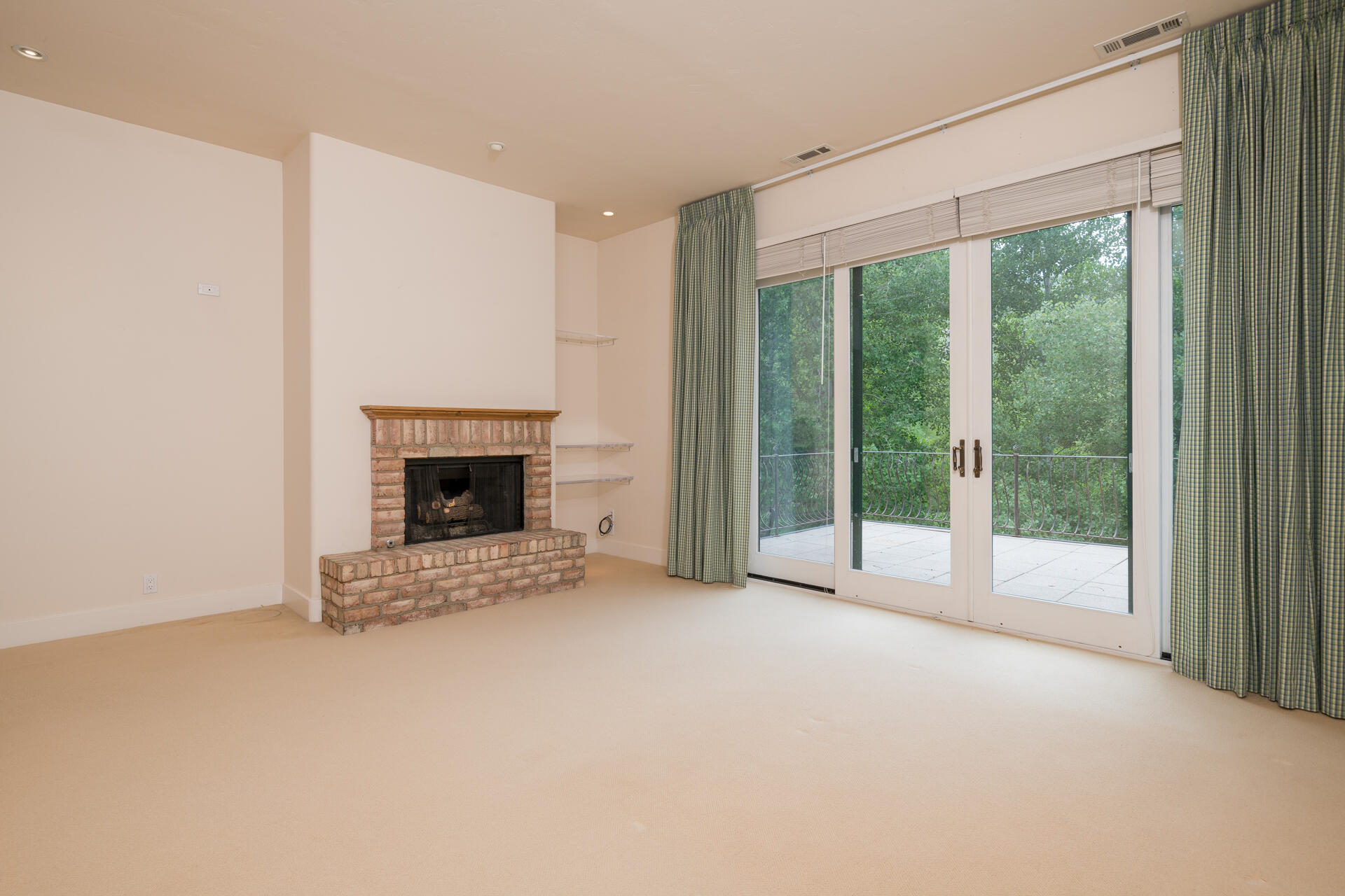 Blaine County, Idaho 83340, United States, 5 Bedrooms Bedrooms, ,7 BathroomsBathrooms,Residential,Pending,73511