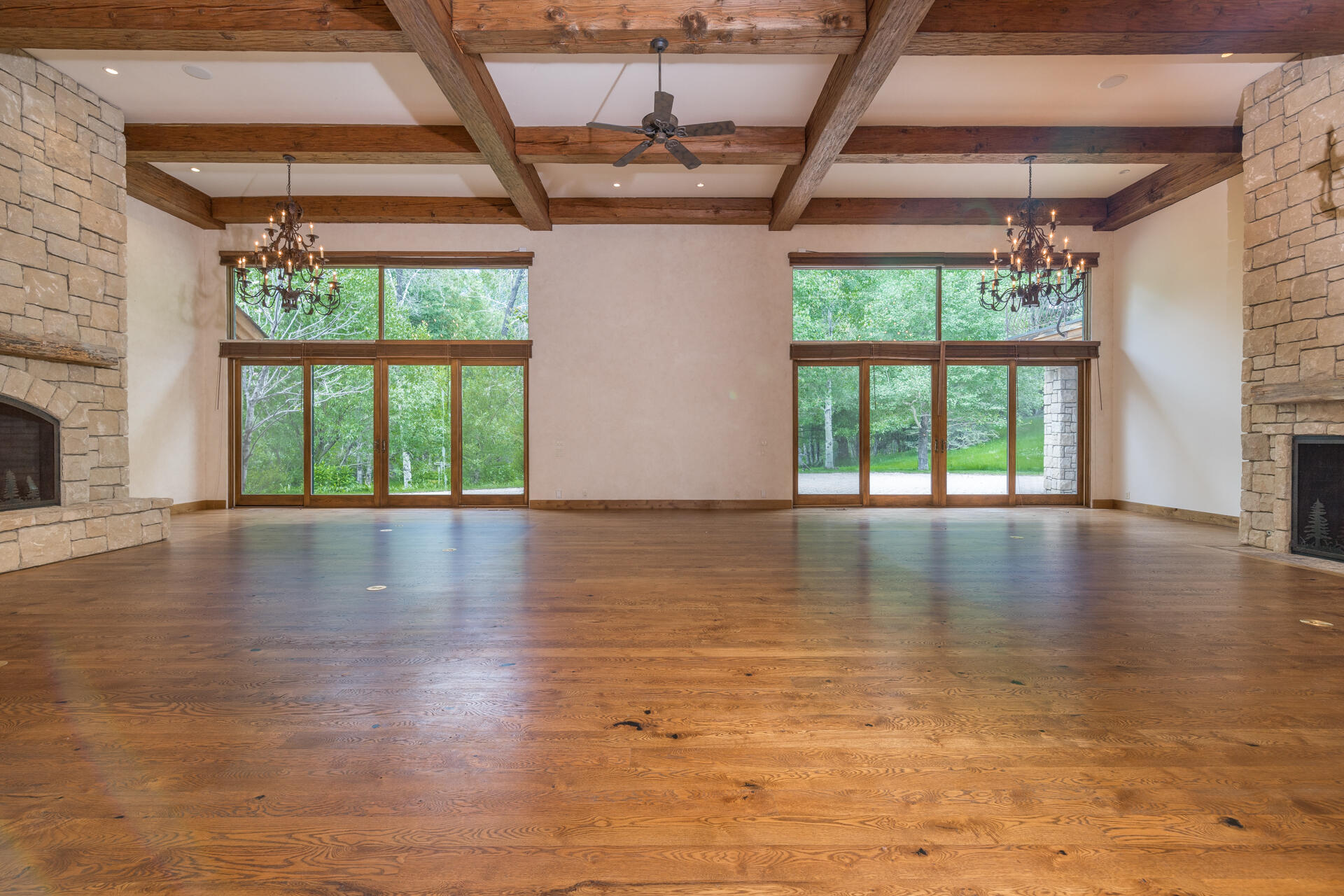 Blaine County, Idaho 83340, United States, 5 Bedrooms Bedrooms, ,7 BathroomsBathrooms,Residential,Pending,73511