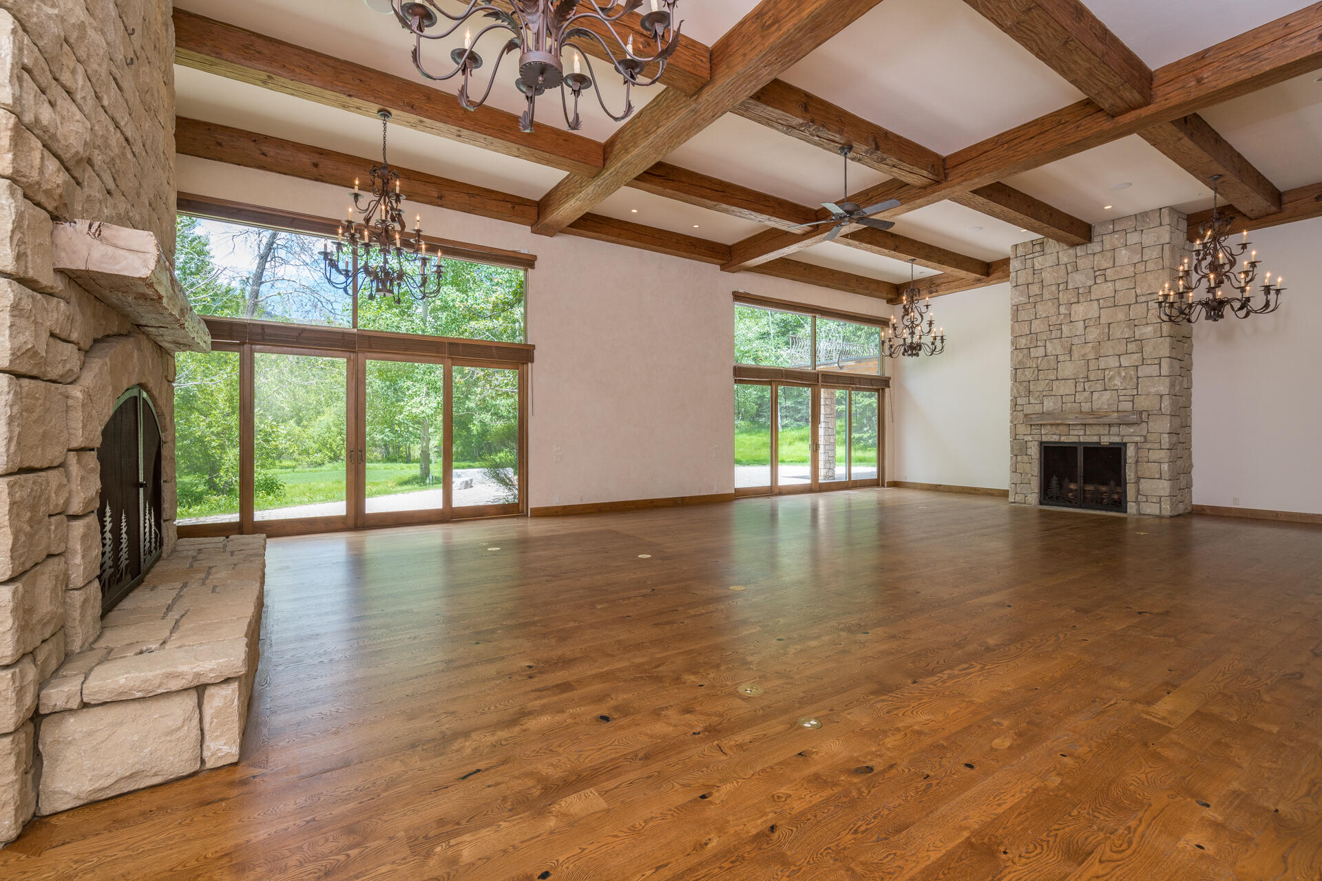 Blaine County, Idaho 83340, United States, 5 Bedrooms Bedrooms, ,7 BathroomsBathrooms,Residential,Pending,73511