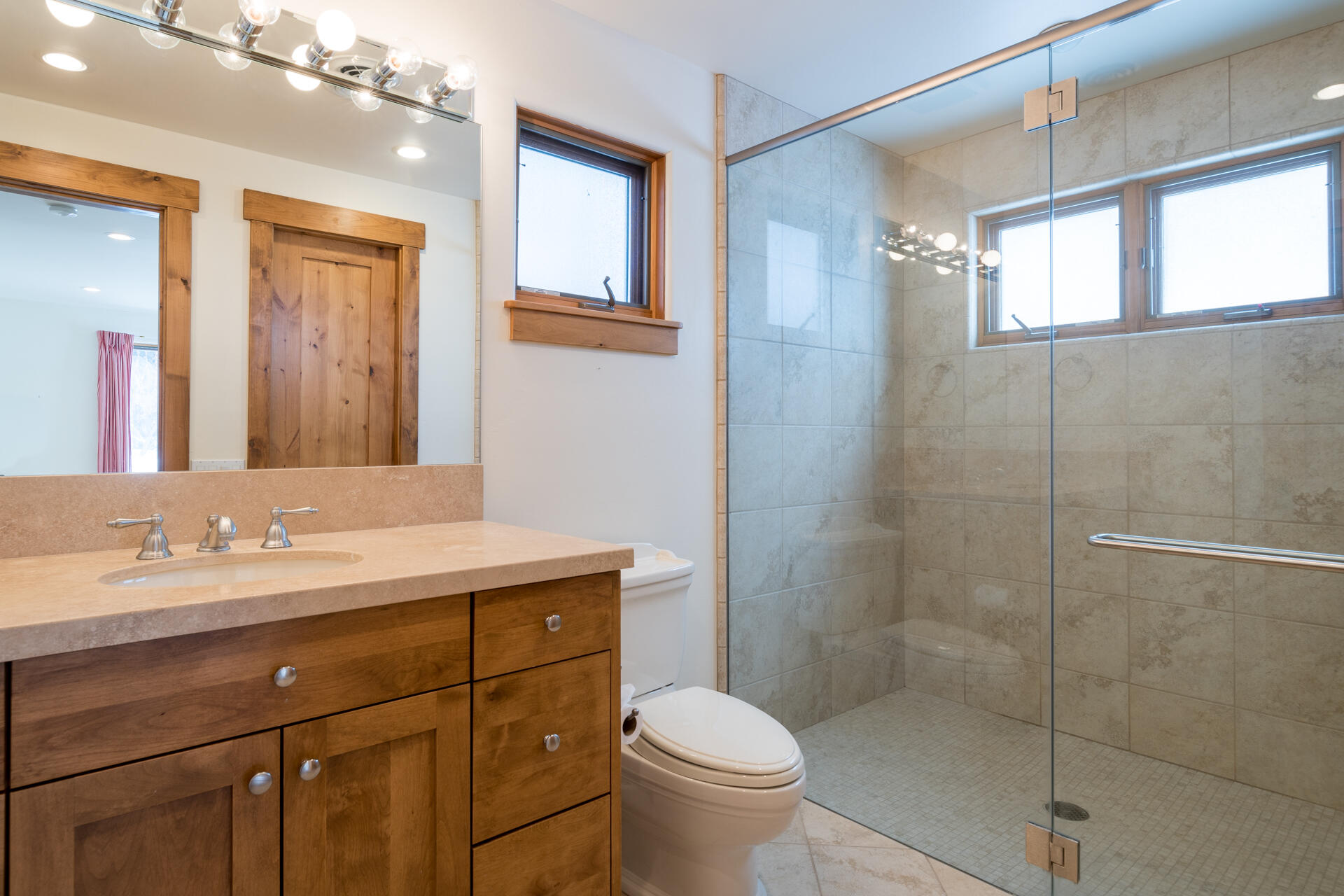 Blaine County, Idaho 83340, United States, 5 Bedrooms Bedrooms, ,7 BathroomsBathrooms,Residential,Pending,73511