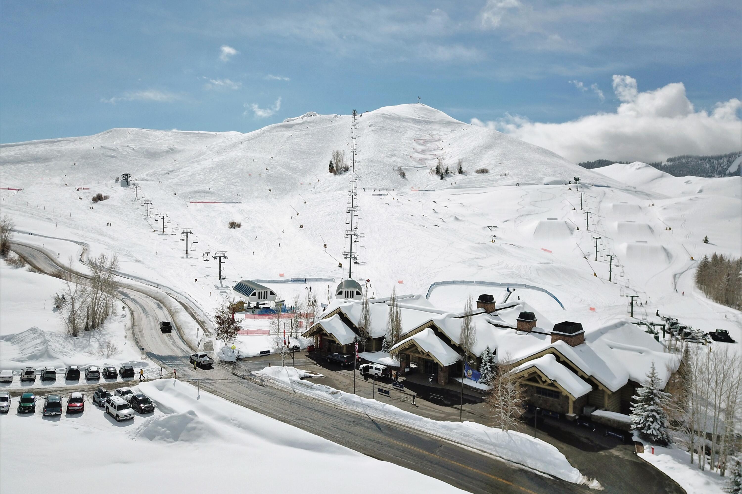 Dollar Mountain and Carols Lodge