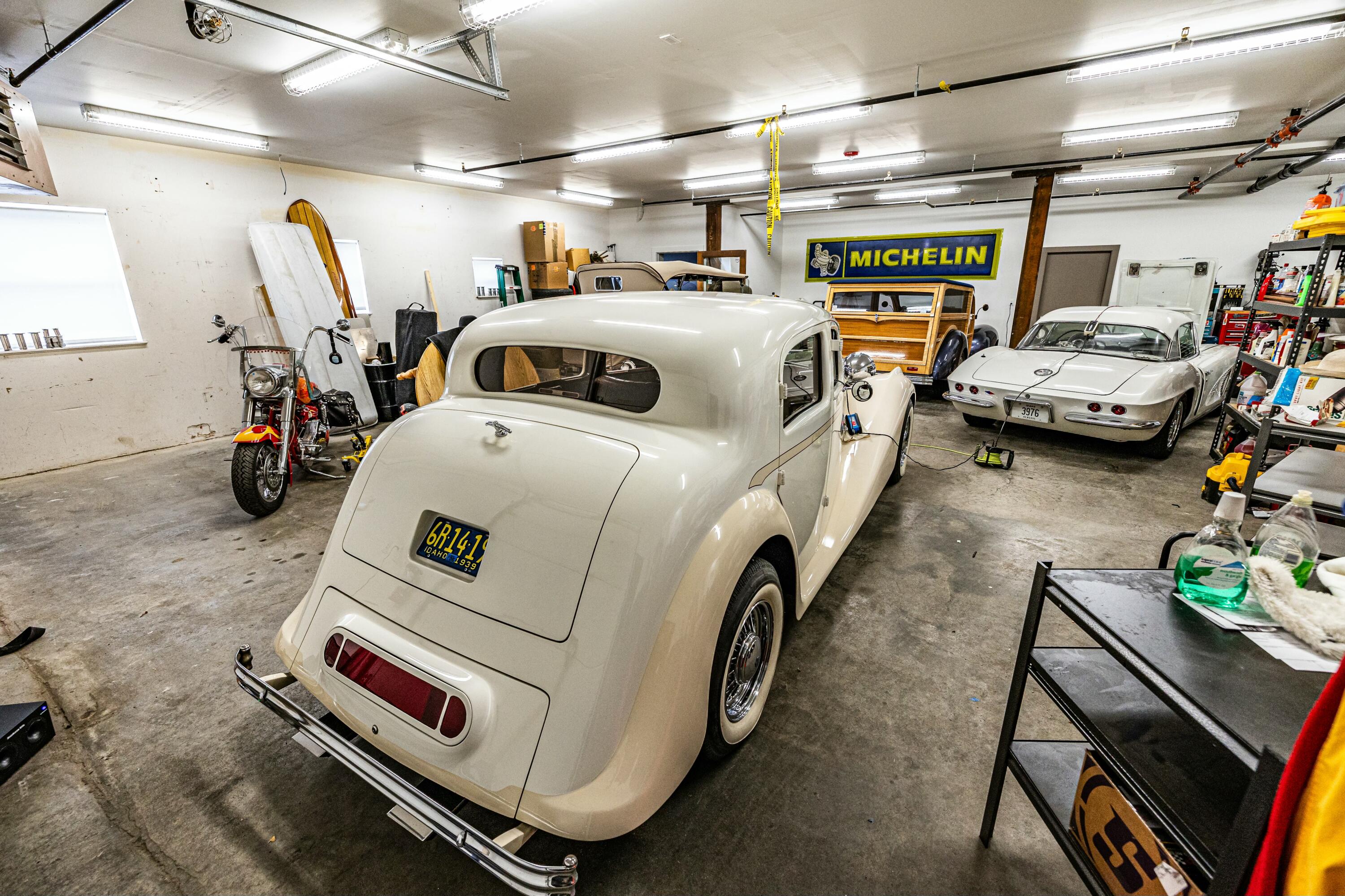 Bellevue, Idaho 83313, United States, 6 Bedrooms Bedrooms, ,5 BathroomsBathrooms,Commercial,Active,148980