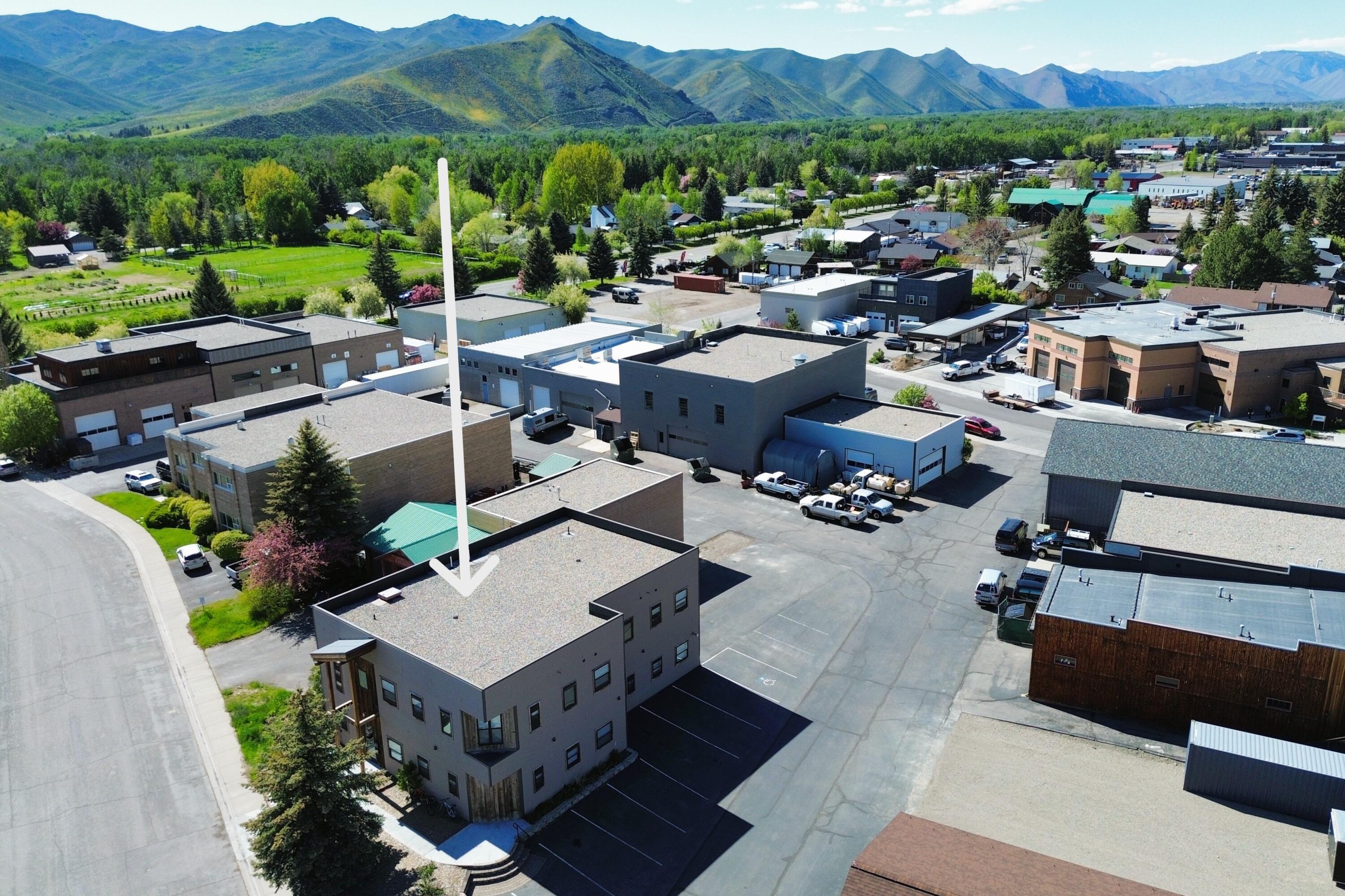 Bellevue, Idaho 83313, United States, 6 Bedrooms Bedrooms, ,5 BathroomsBathrooms,Commercial,Active,148980