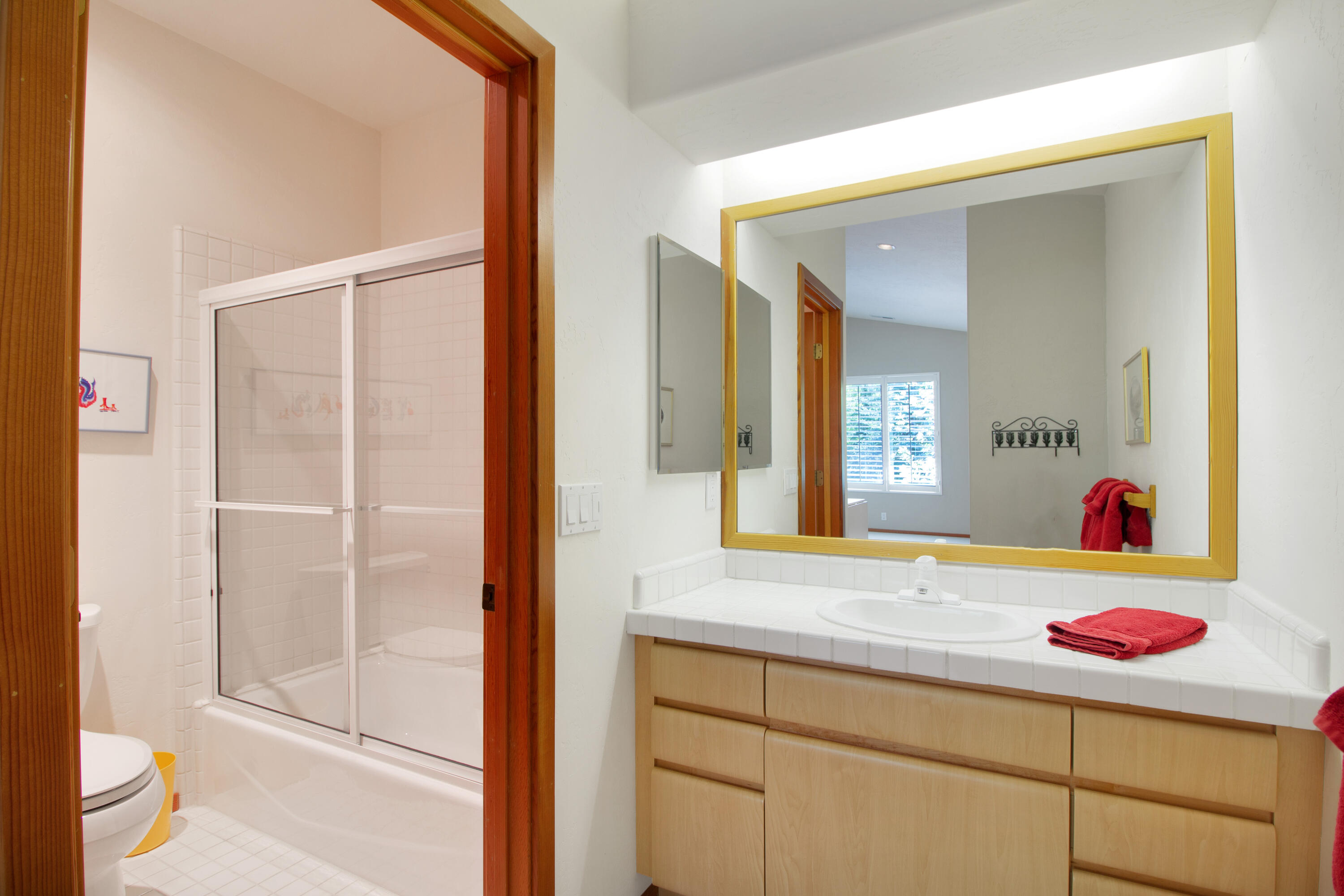 Sun Valley, Idaho 83353, United States, 3 Bedrooms Bedrooms, ,4 BathroomsBathrooms,Residential,Pending,56078