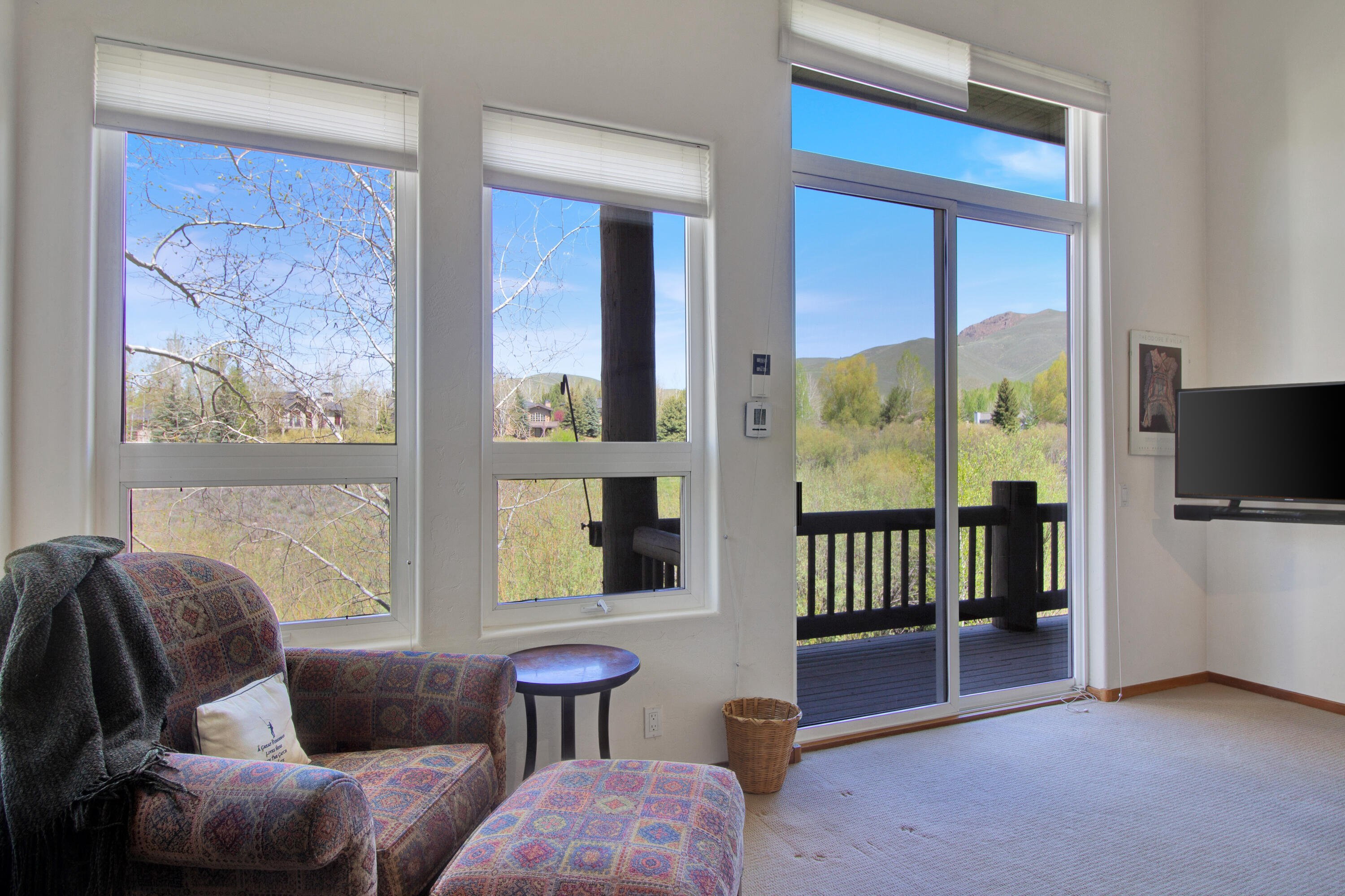 Sun Valley, Idaho 83353, United States, 3 Bedrooms Bedrooms, ,4 BathroomsBathrooms,Residential,Pending,56078