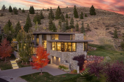 Homes For Sale - 202 Fox Run Rd<br/> Ketchum, ID 83340