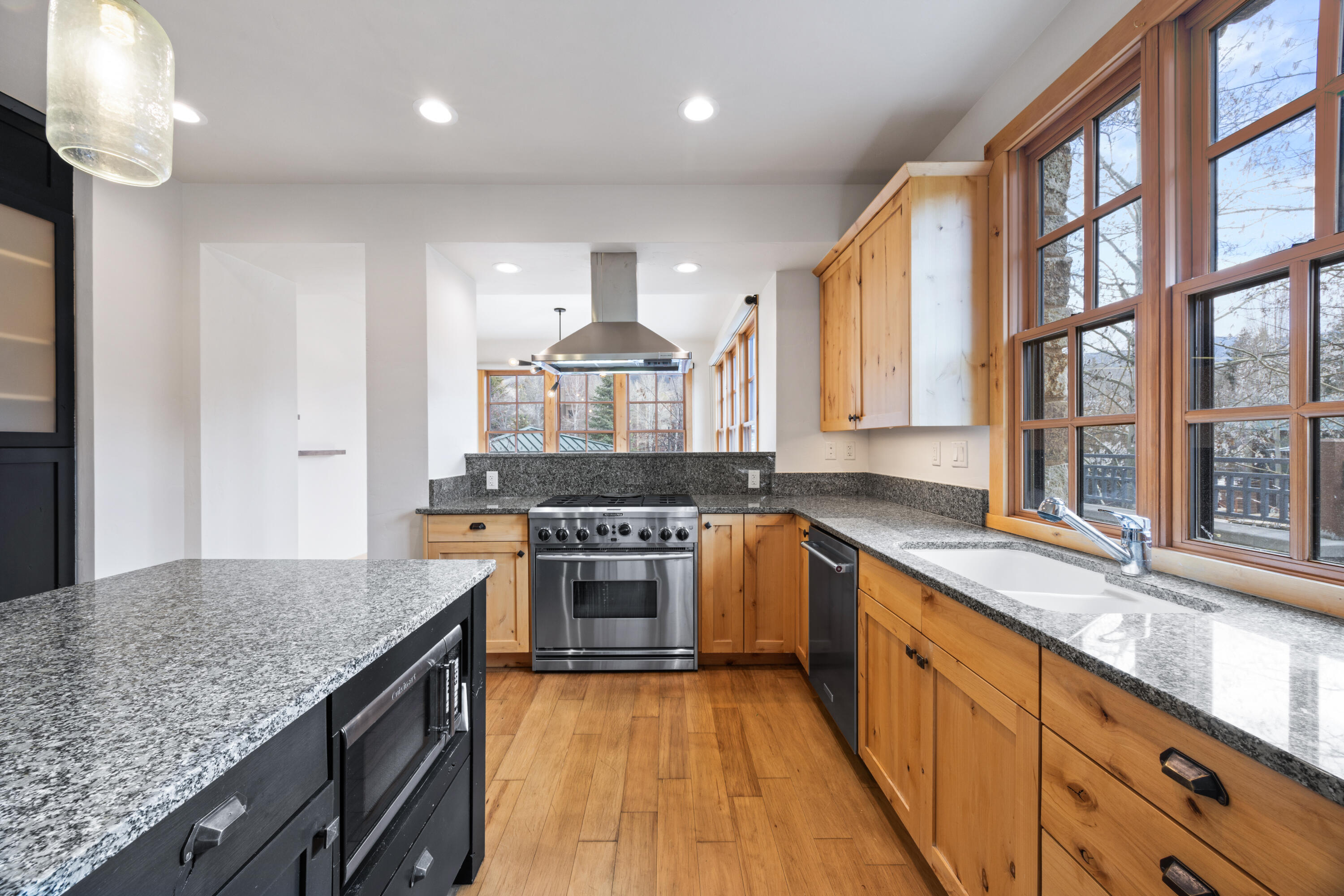 Kitchen 3