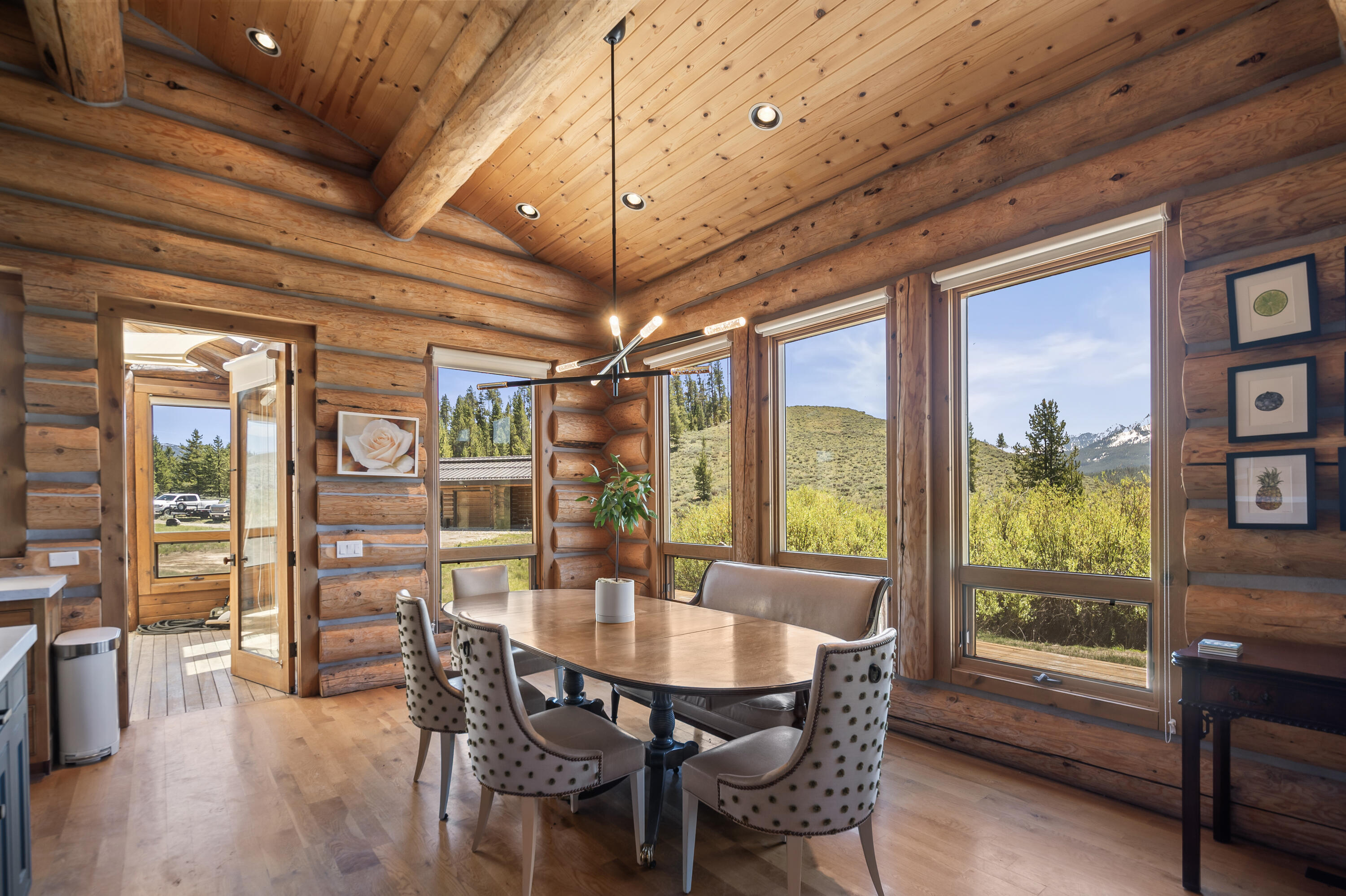 Dinning Room 2 Idaho Valley Creek Ranch