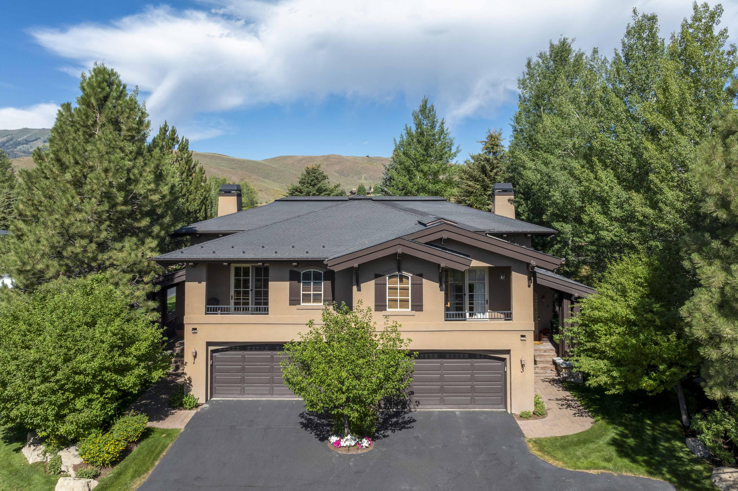 1 Sunpointe Villa - Aerial - 4-Edit