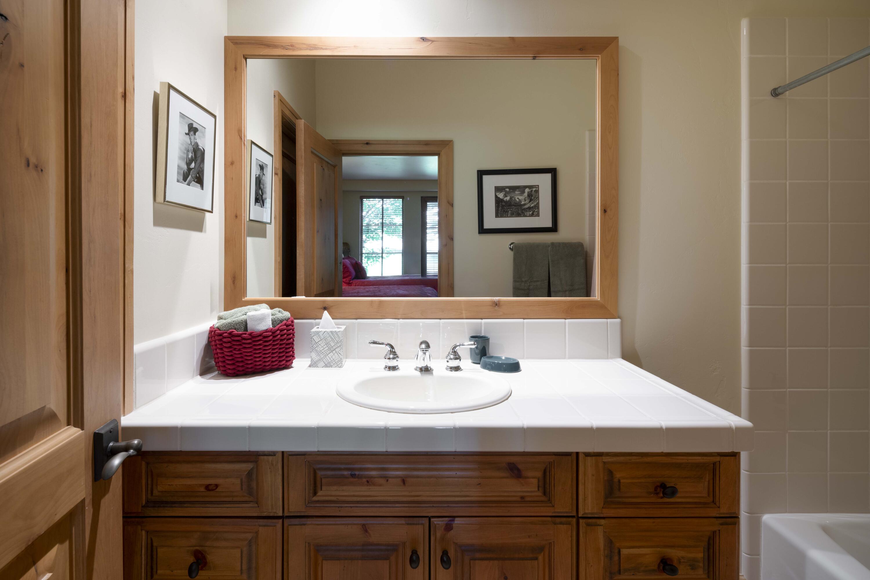 1 Sunpointe Villa - Interior - 88-Edit