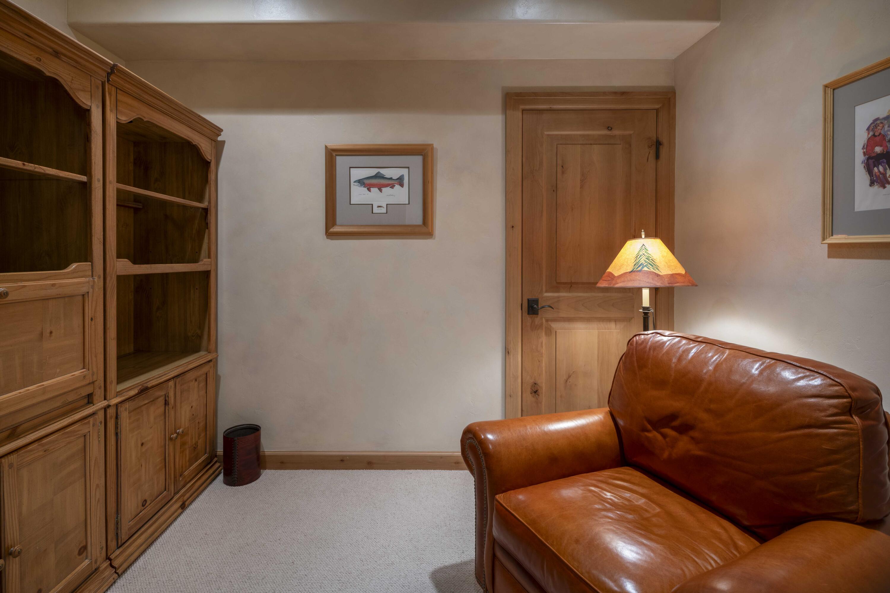 1 Sunpointe Villa - Interior - 94-Edit