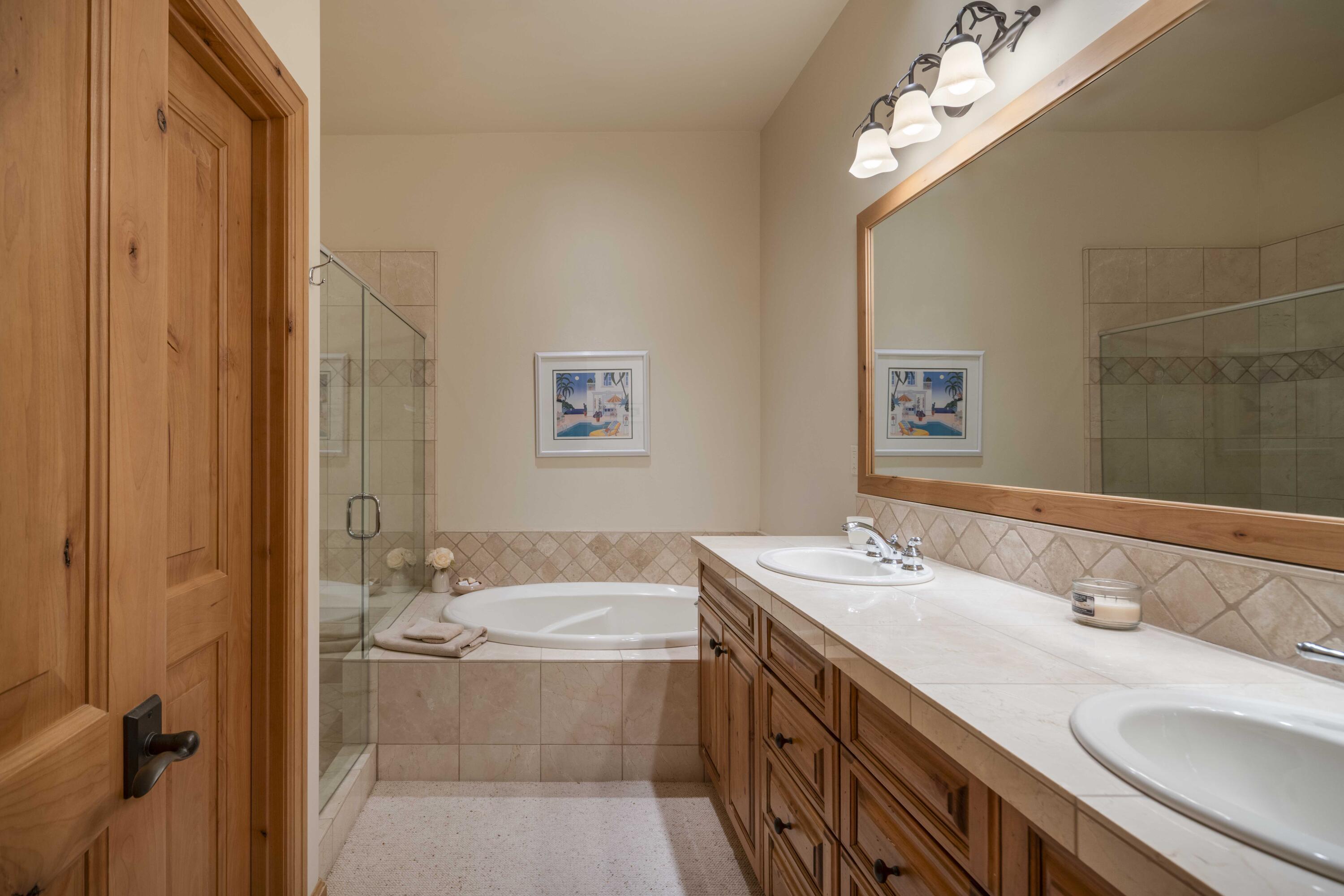 1 Sunpointe Villa - Interior - 48-Edit