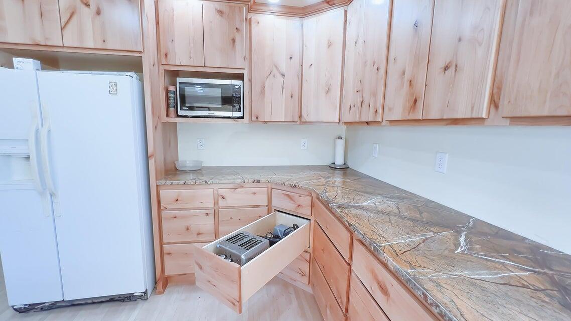 1094 E 1520, Richfield, Idaho image 11