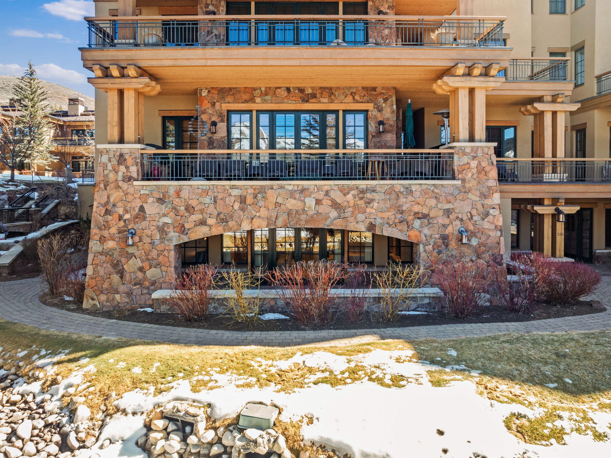 51-web-or-mls-Aerial 1-11