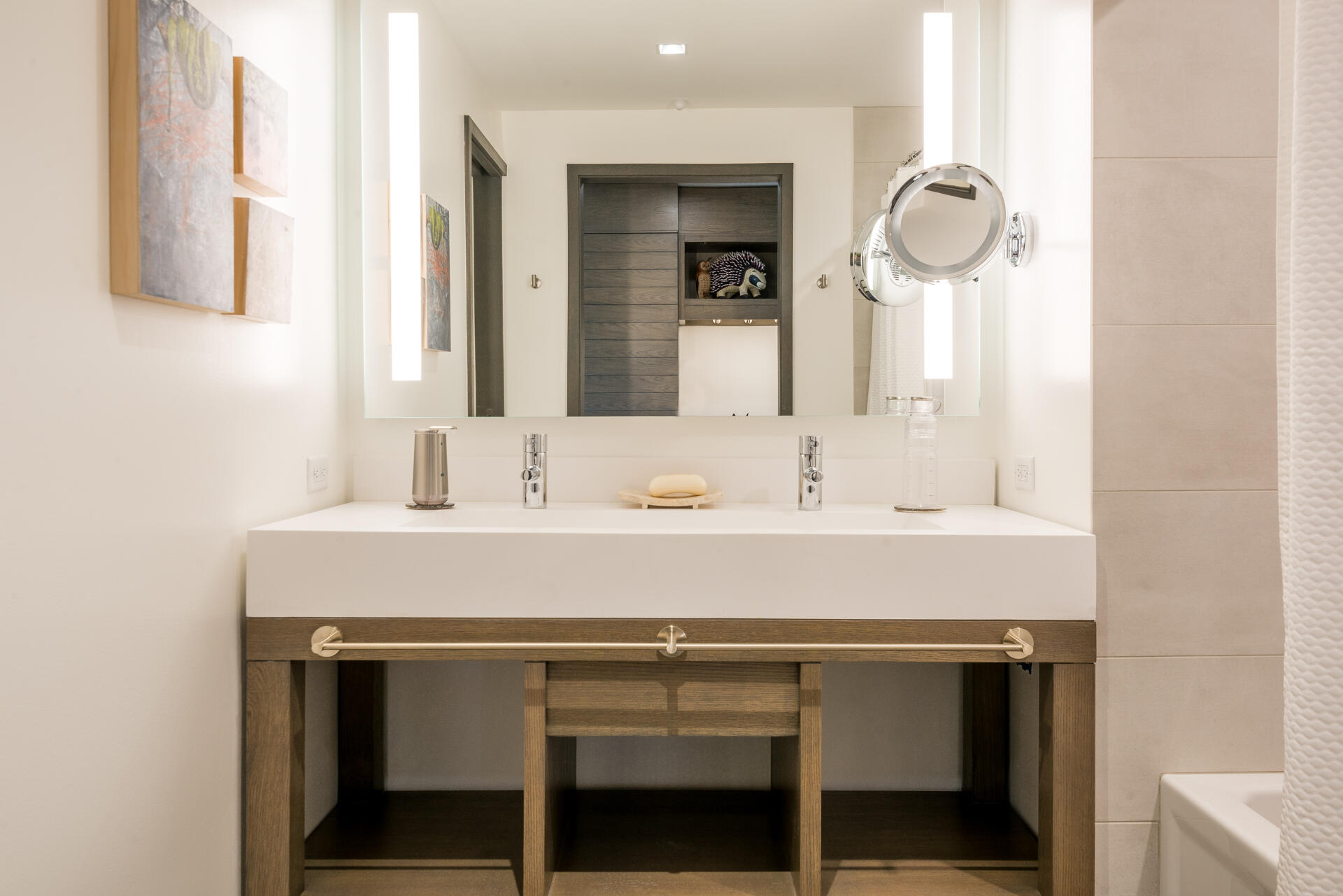 Guest Bedroom 3 bath