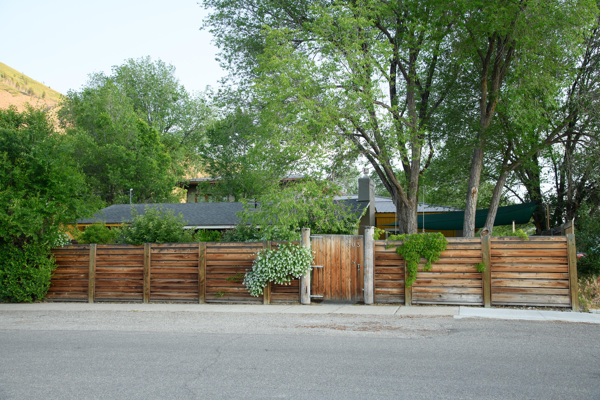 Hailey, Idaho 83333, United States, 2 Bedrooms Bedrooms, ,1 BathroomBathrooms,Residential,Active,160160