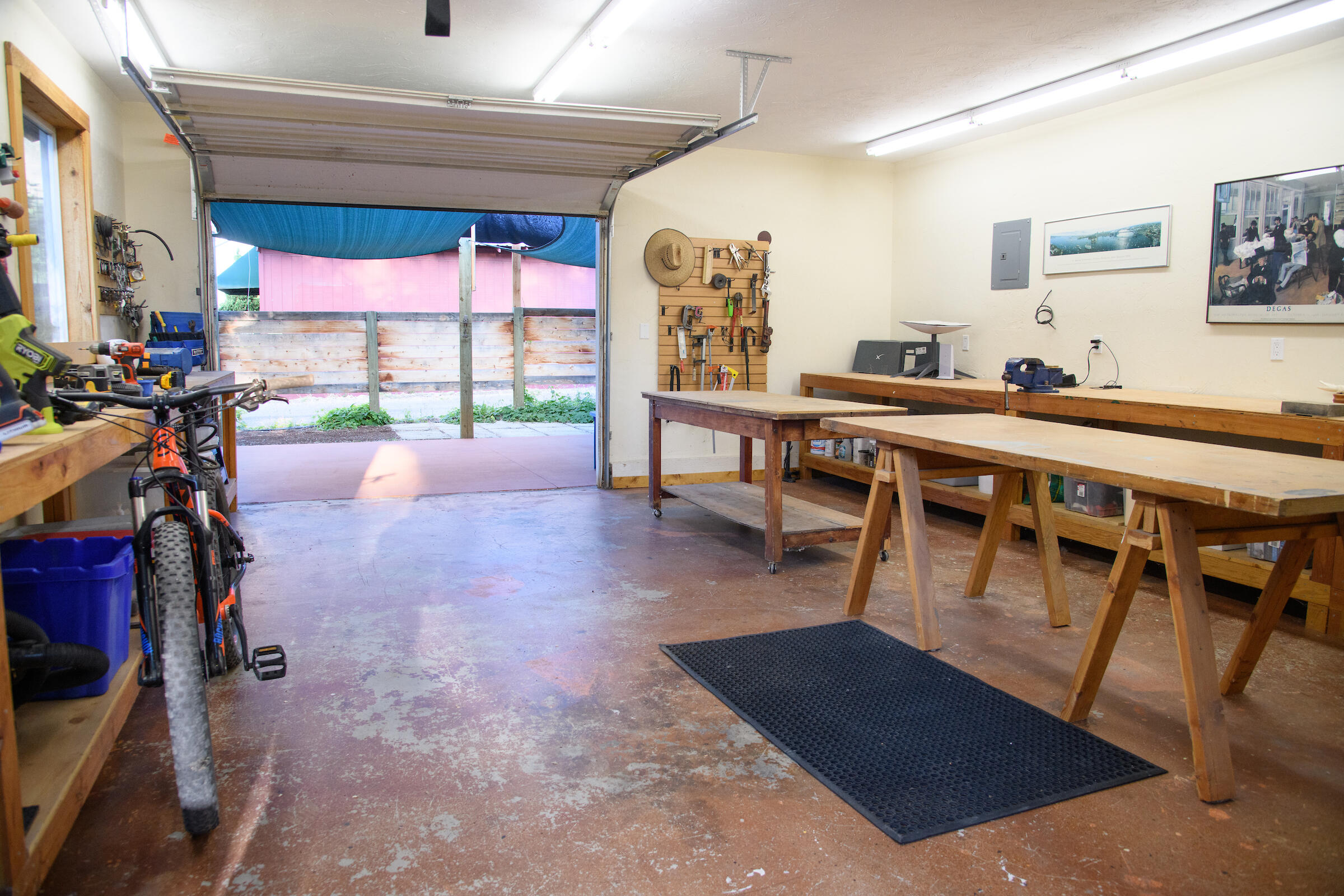 Hailey, Idaho 83333, United States, 2 Bedrooms Bedrooms, ,1 BathroomBathrooms,Residential,Active,160160