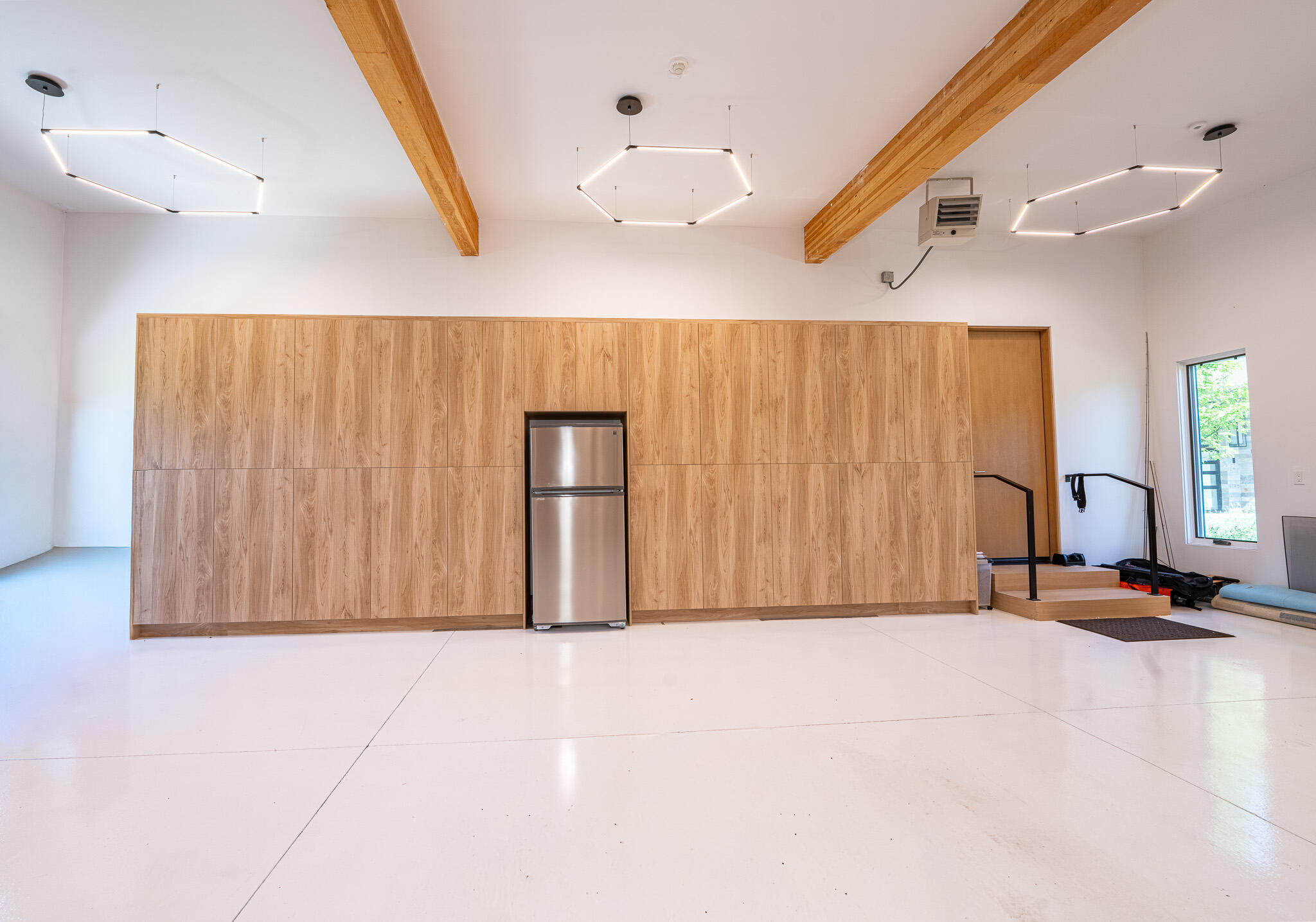 Custom built in 2021 with a recent addition off of the primary suite; – image 30