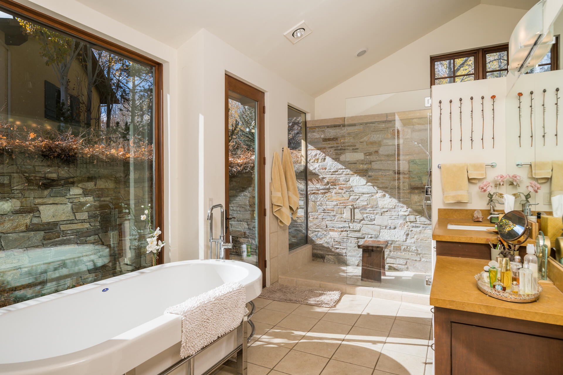 Bathroom ensuite in primary