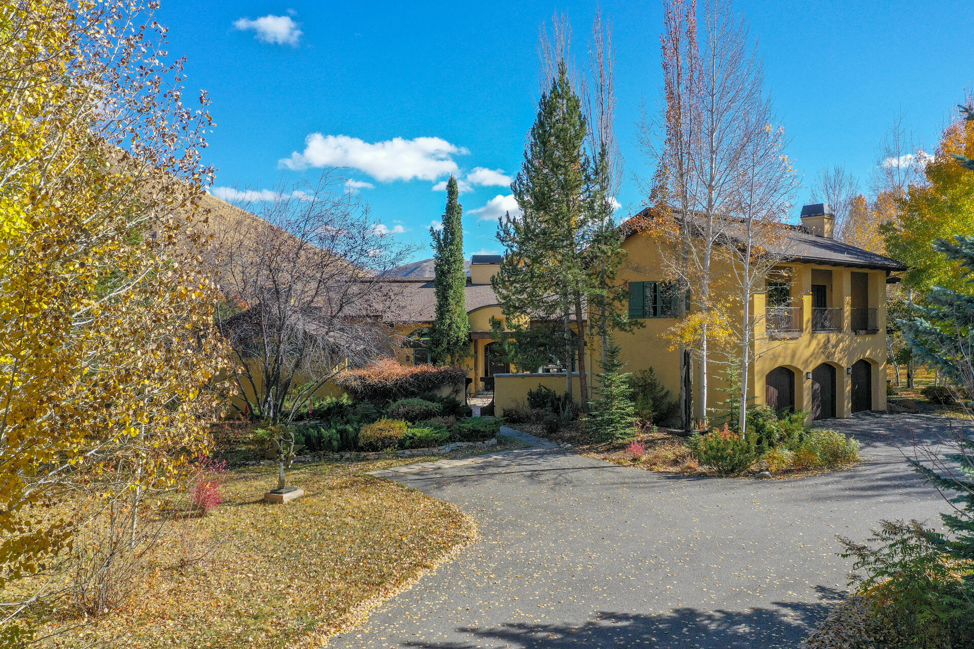 Driveway entry