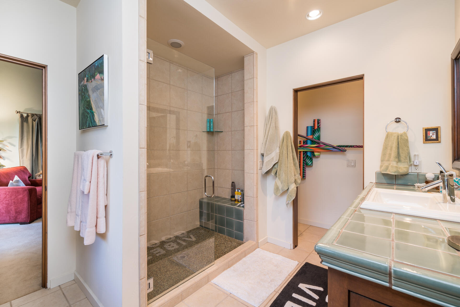 3rd bedroom bathroom